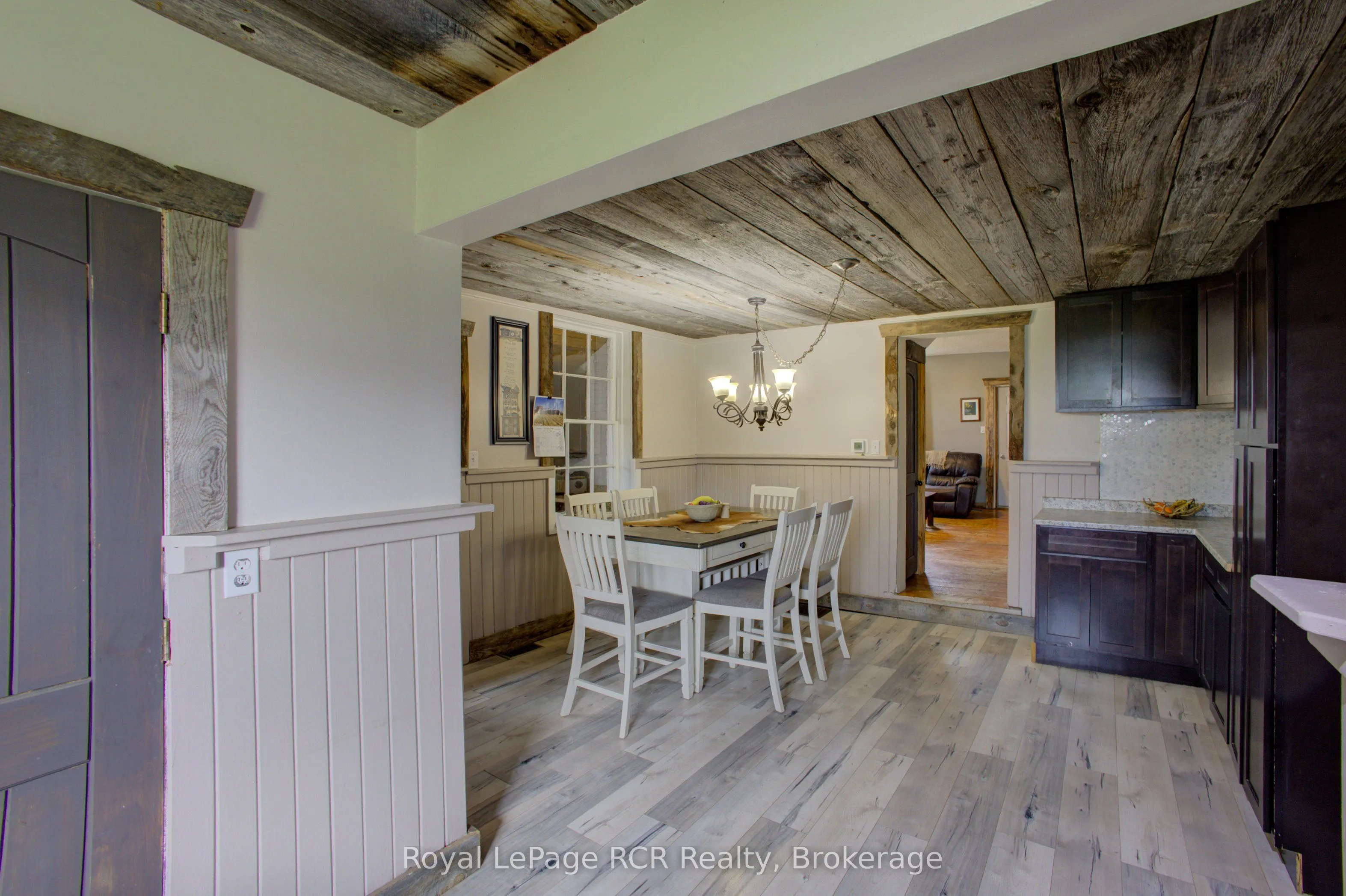 213526 Baseline Road