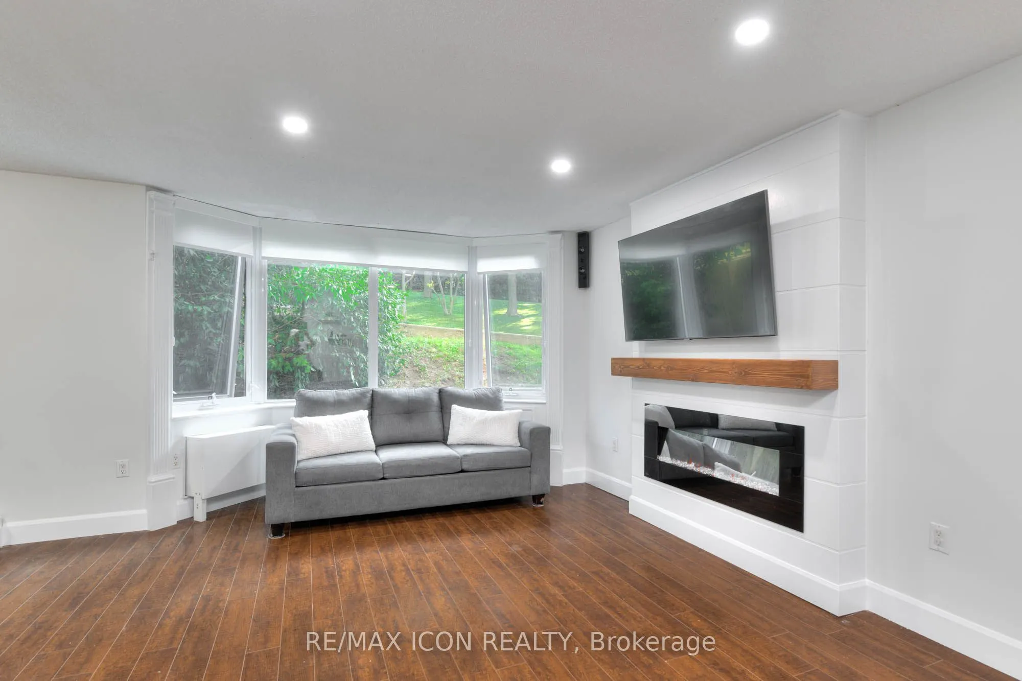 35 Green Valley Drive, #103
