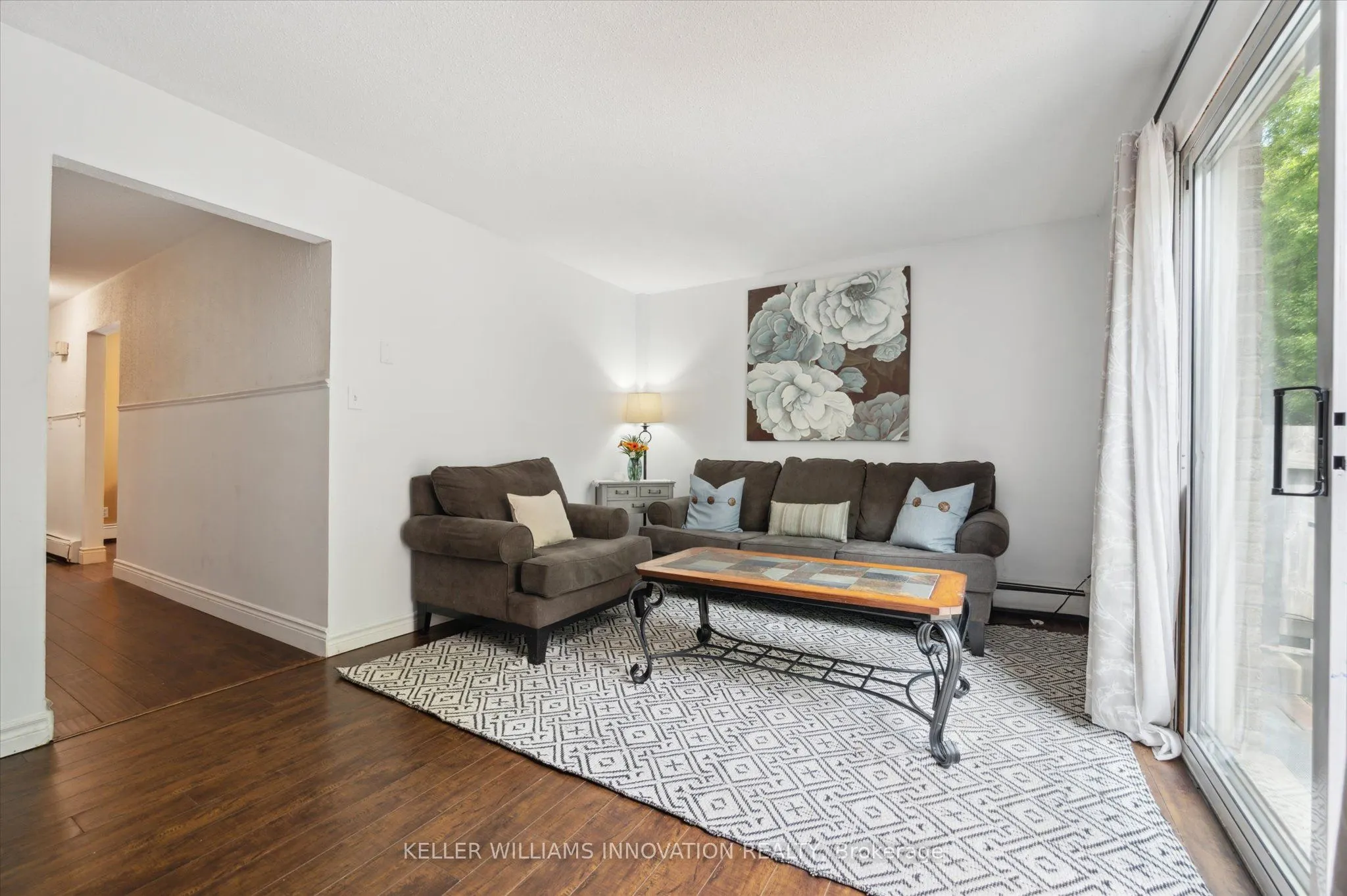 293 Fairway Road N, #33
