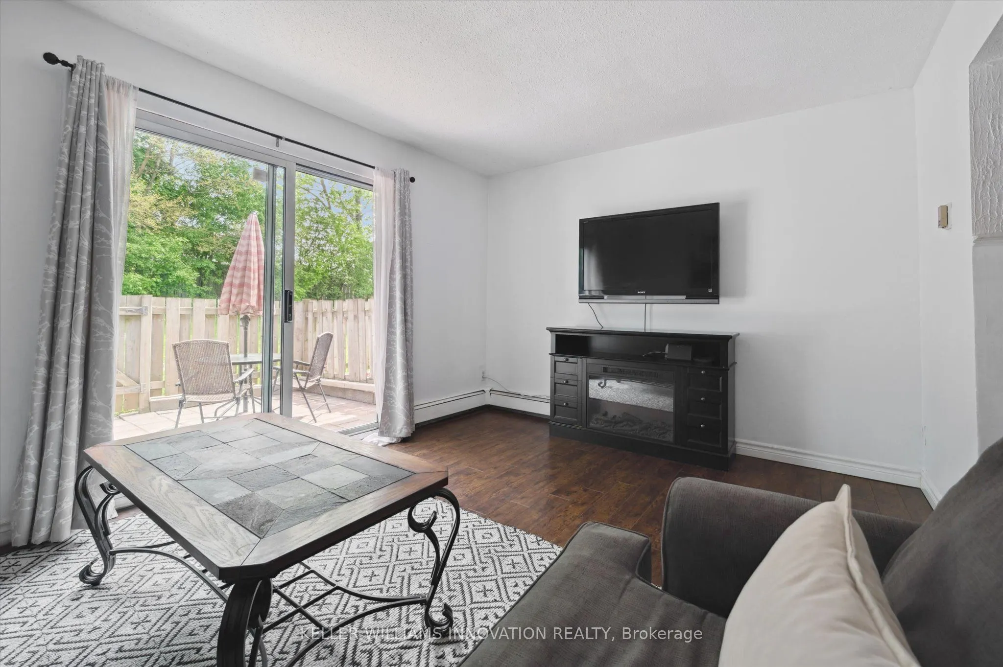 293 Fairway Road N, #33