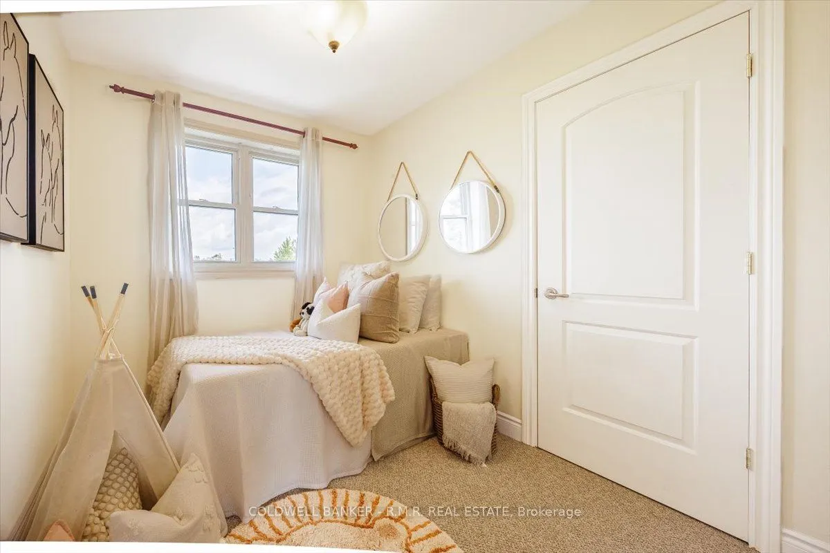109 Cresswell Road
