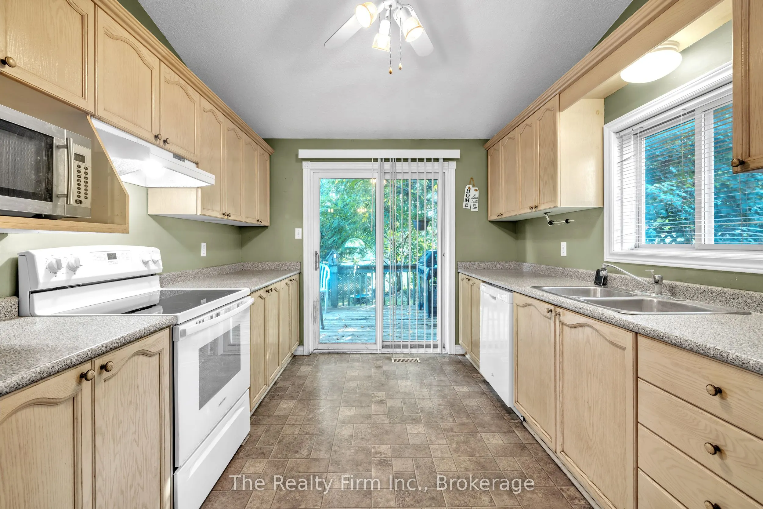 7 Pinehurst Drive