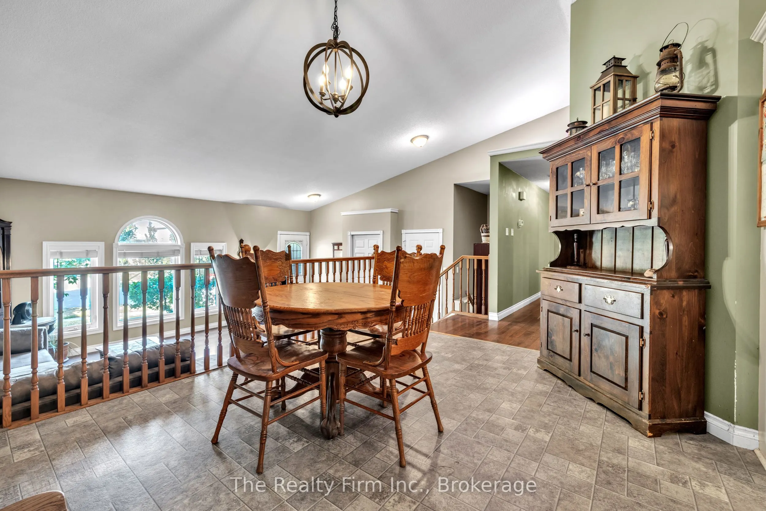 7 Pinehurst Drive
