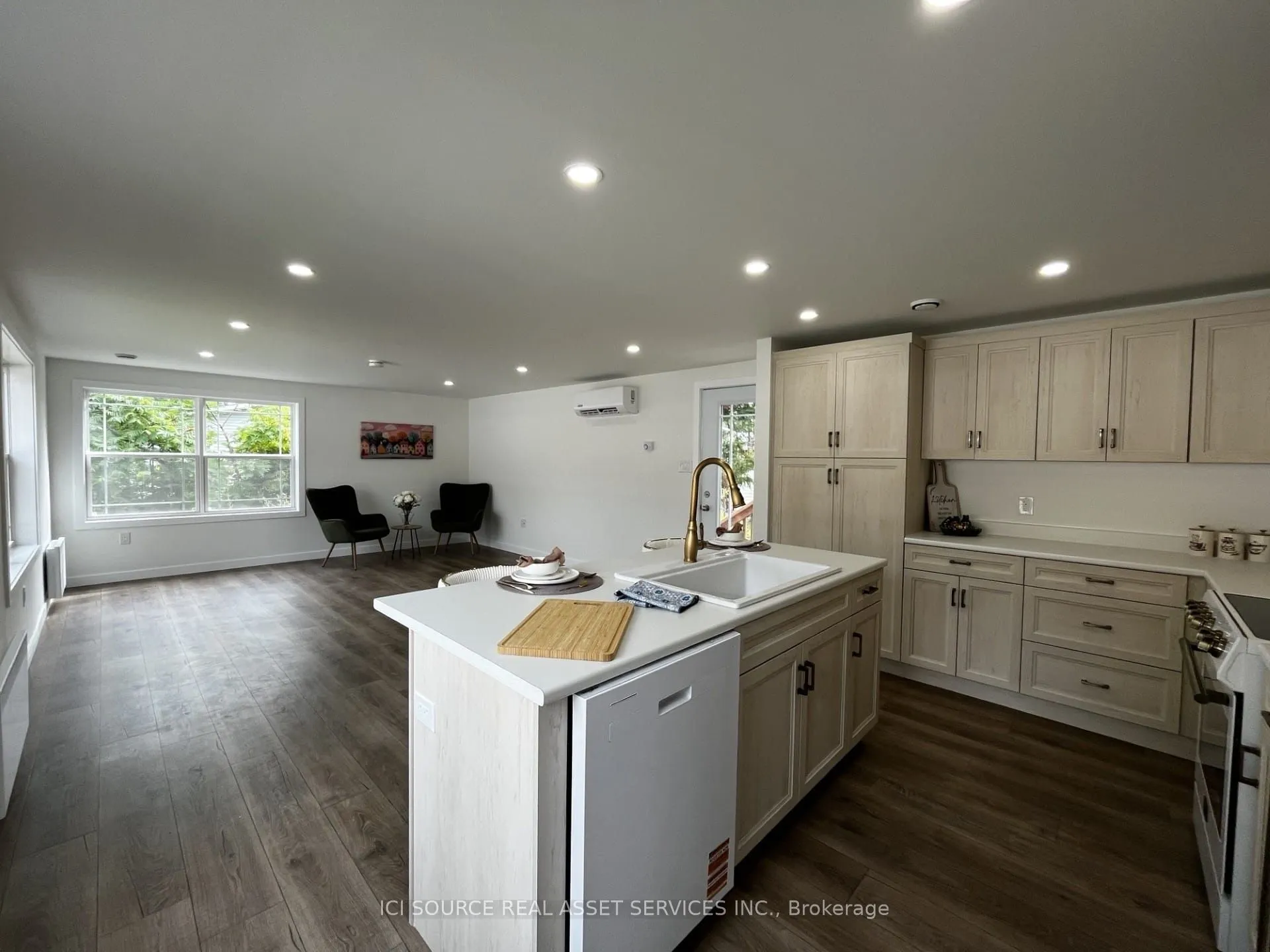 8250 County Rd 17, #305
