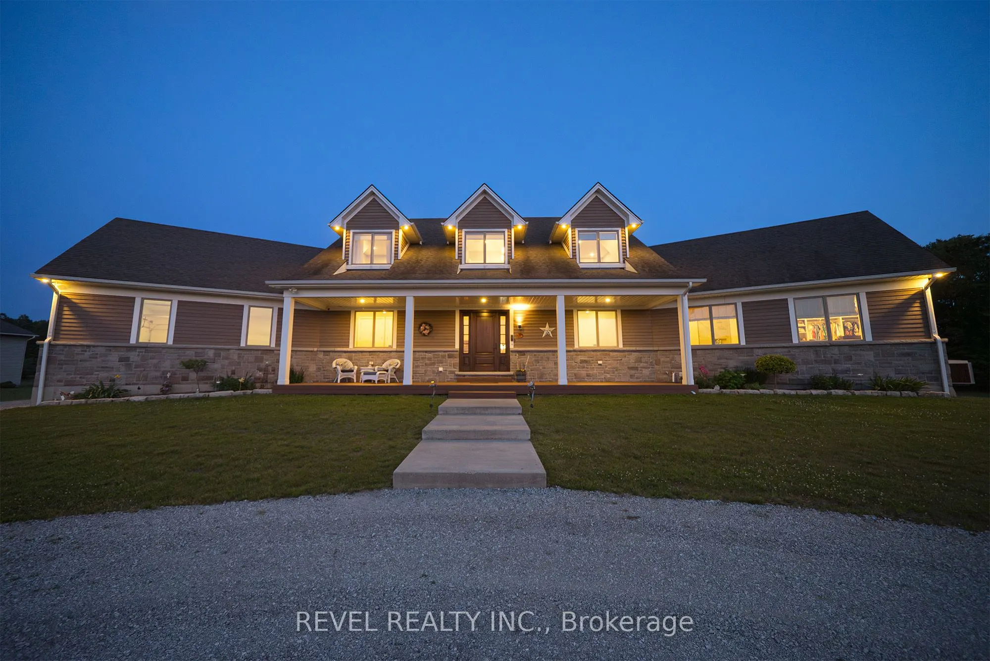 792 Charlotteville Rd 8