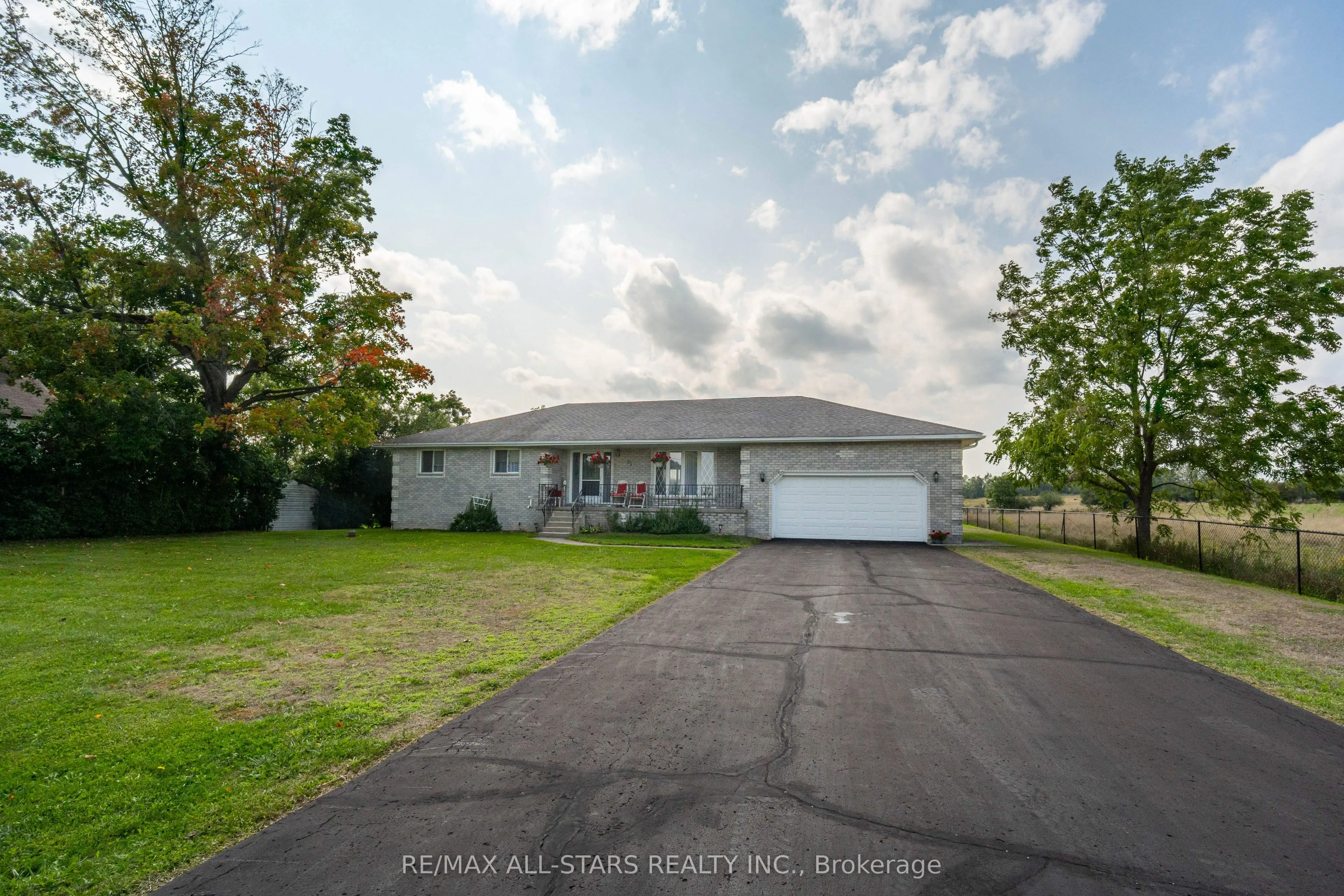 55 Sturgeon Street N