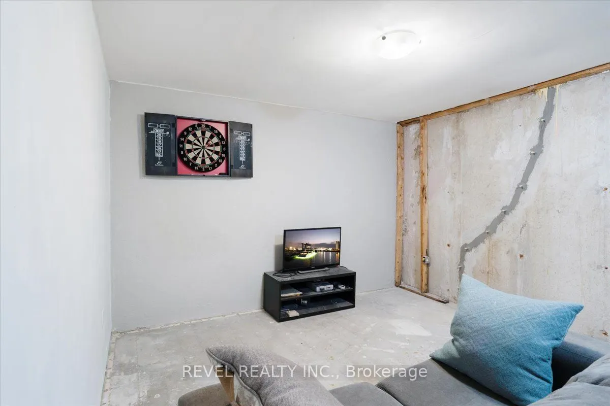 30 Regent Avenue, #28A