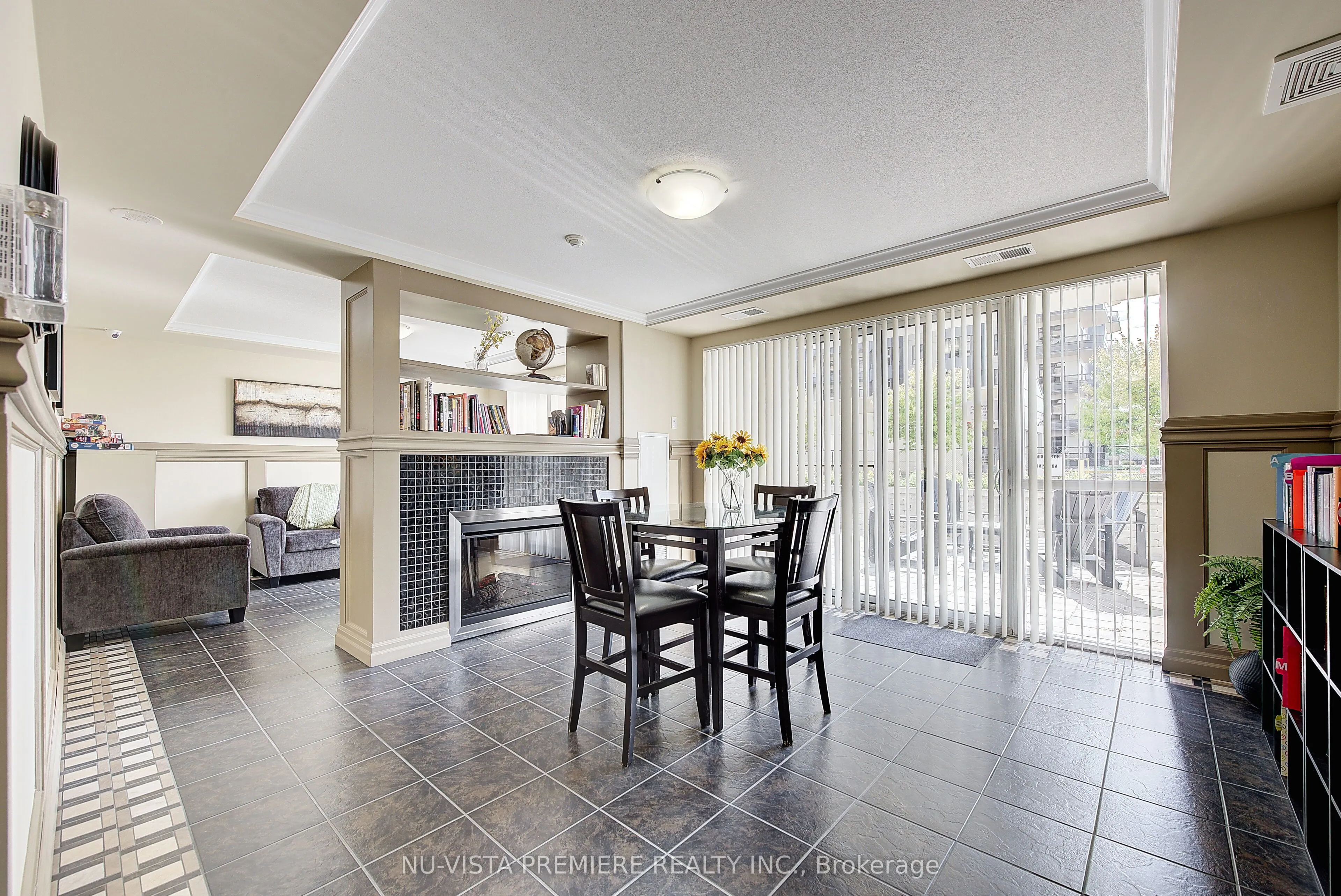 1030 Coronation Drive, #406