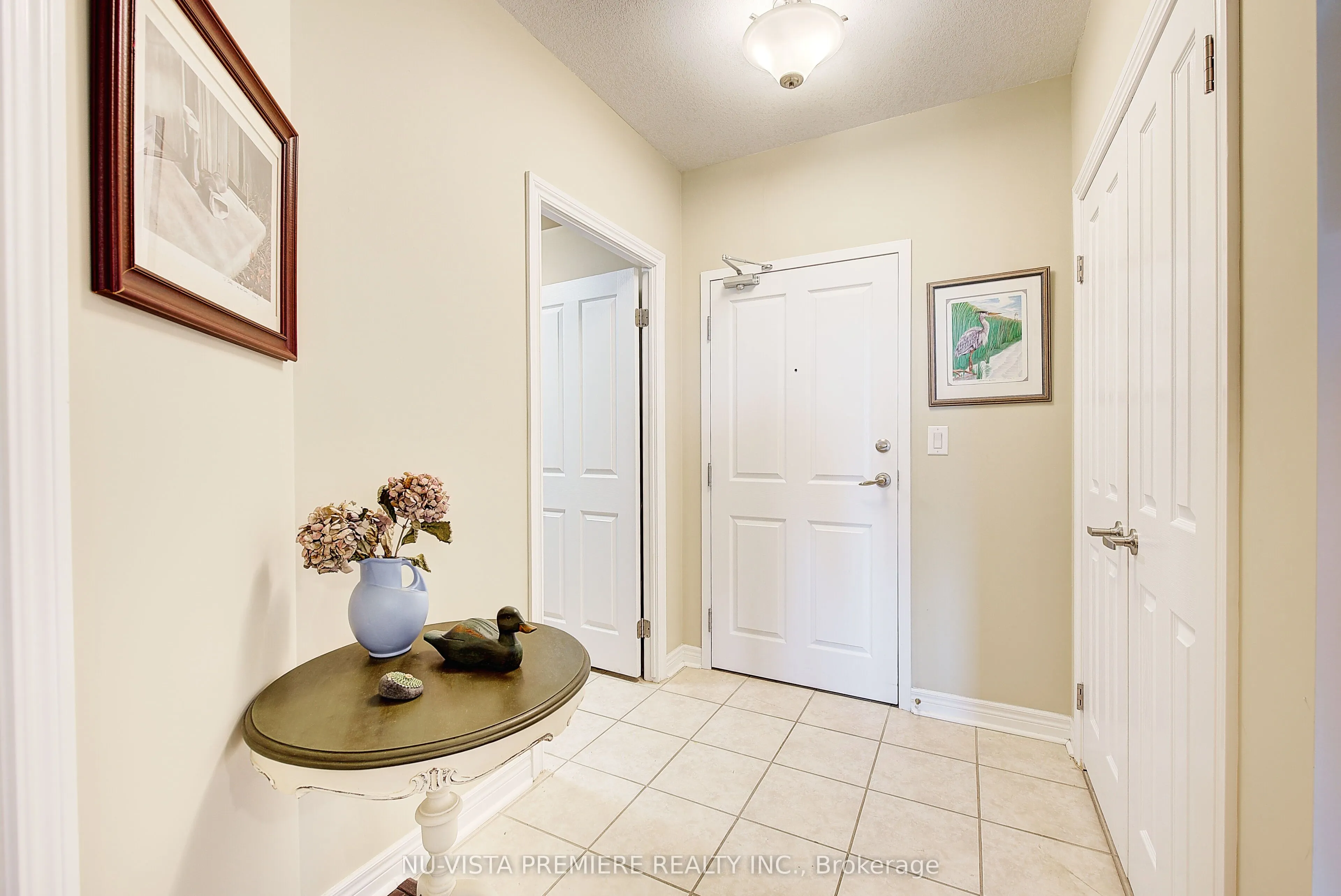 1030 Coronation Drive, #406