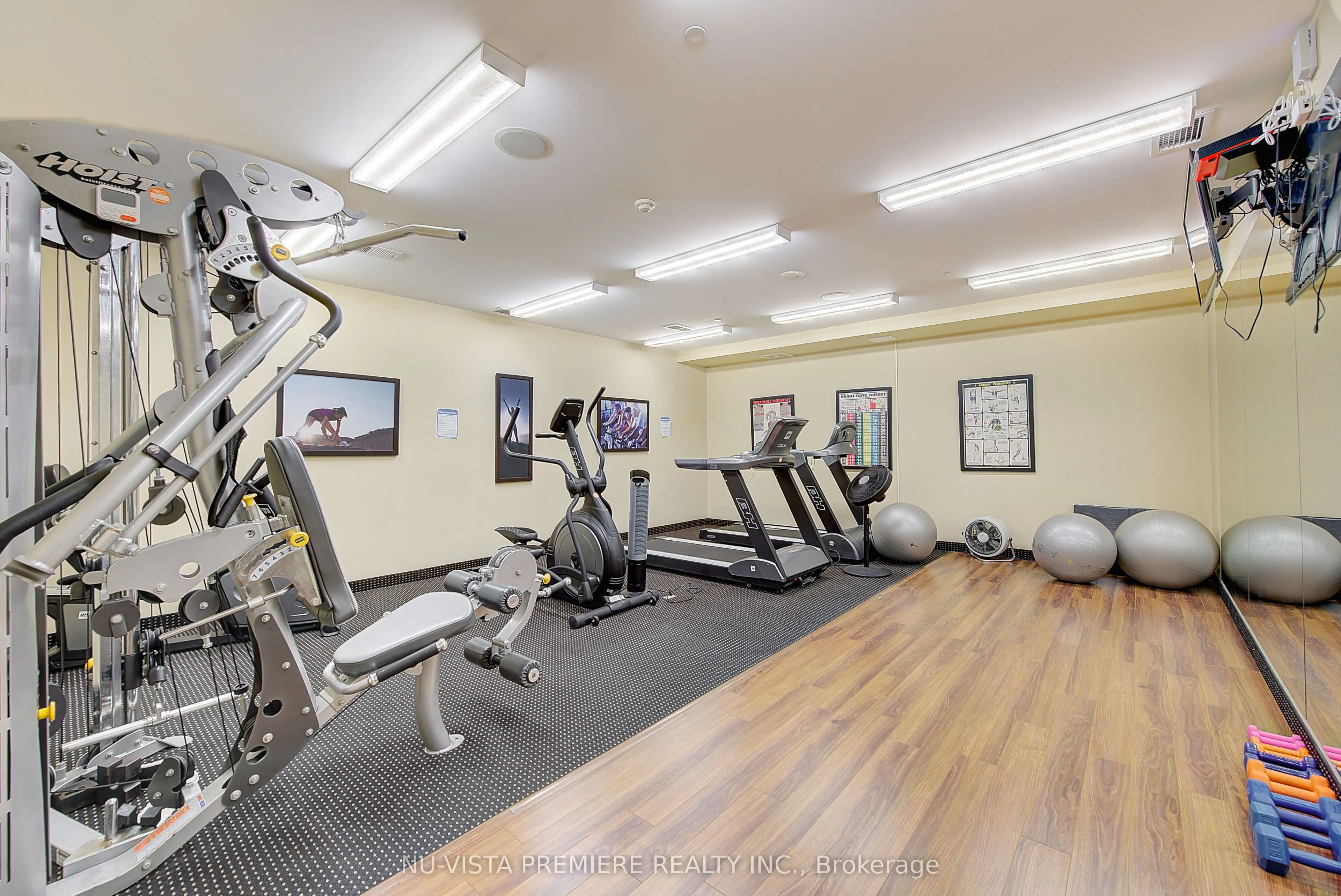 1030 Coronation Drive, #406