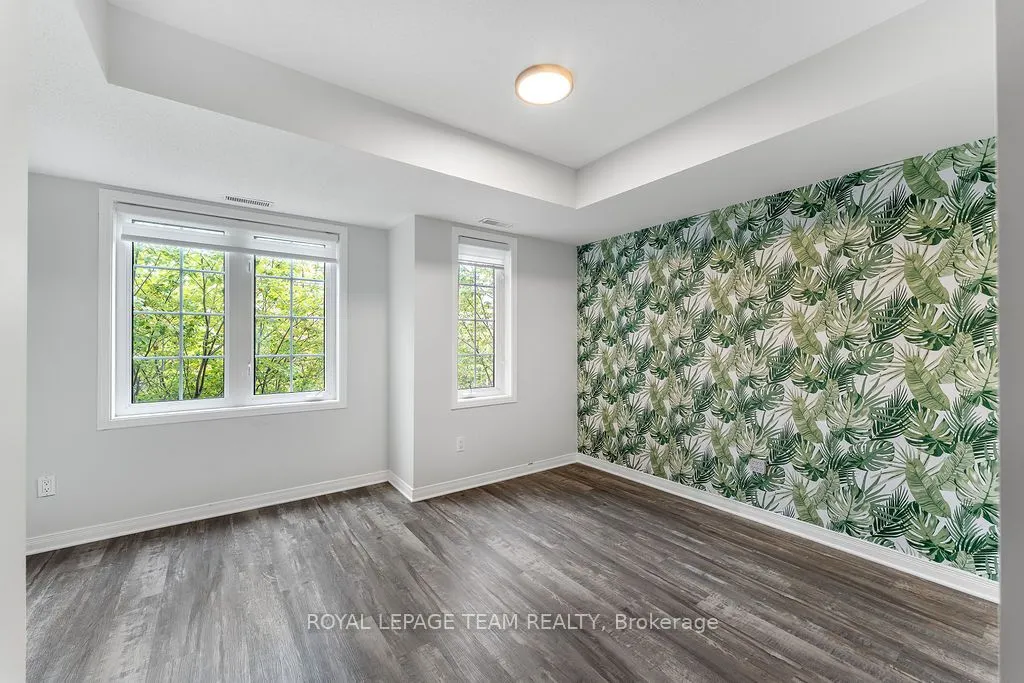 77 Steele Park Private, #7