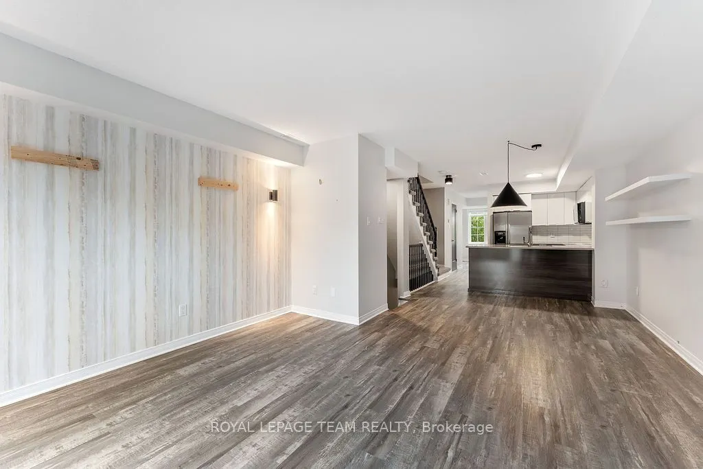 77 Steele Park Private, #7