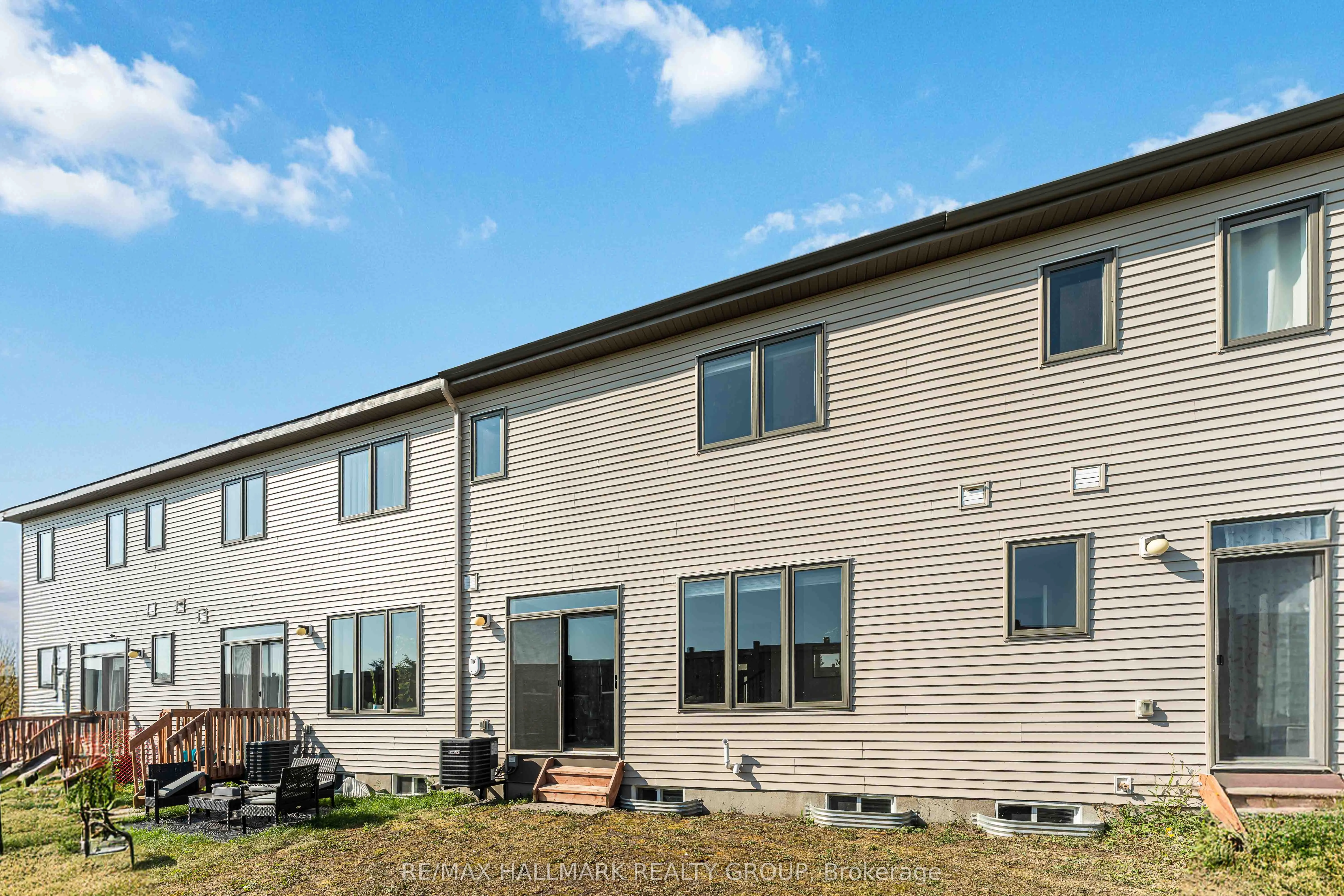 402 Edgevalley Court