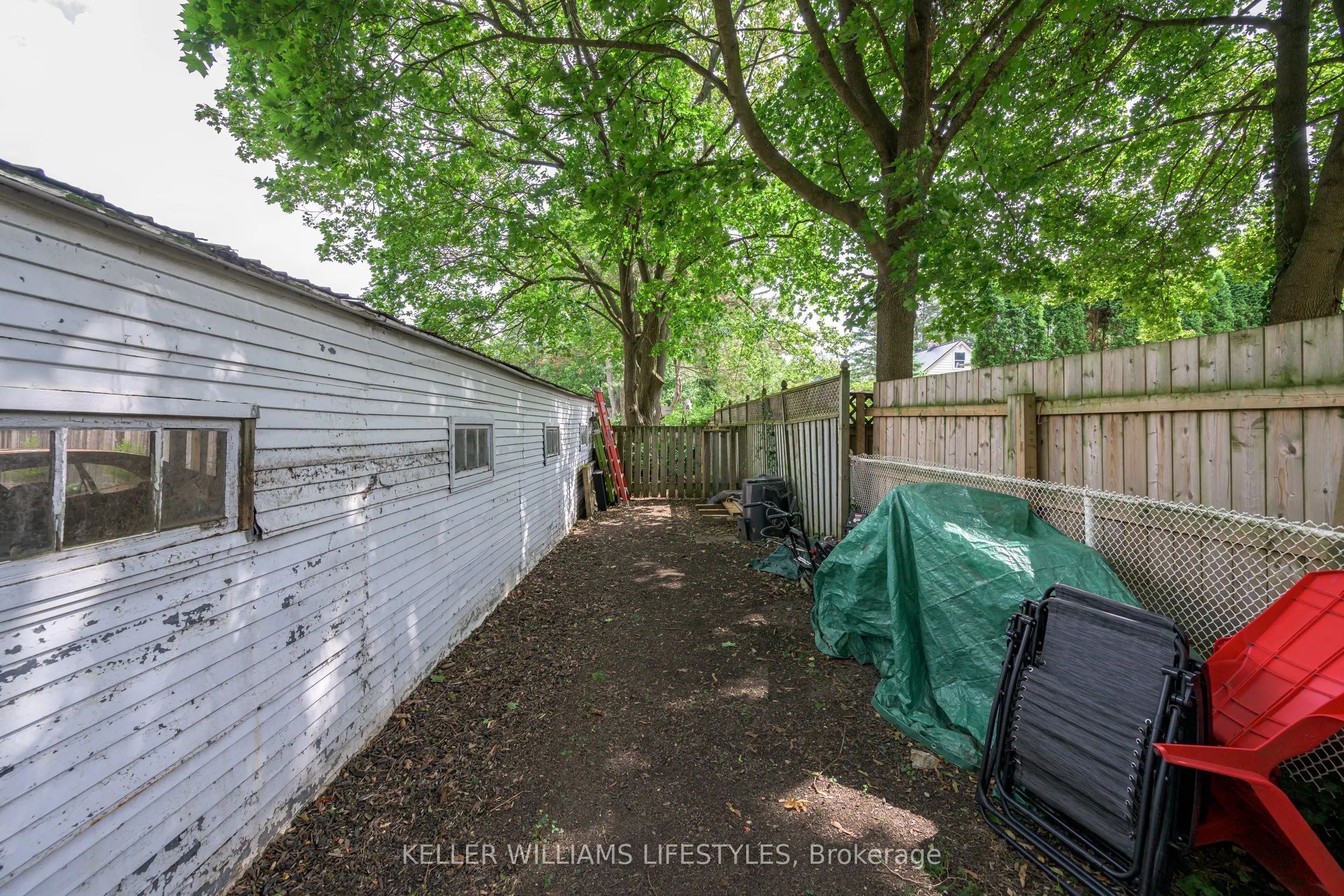 179 Devonshire Avenue