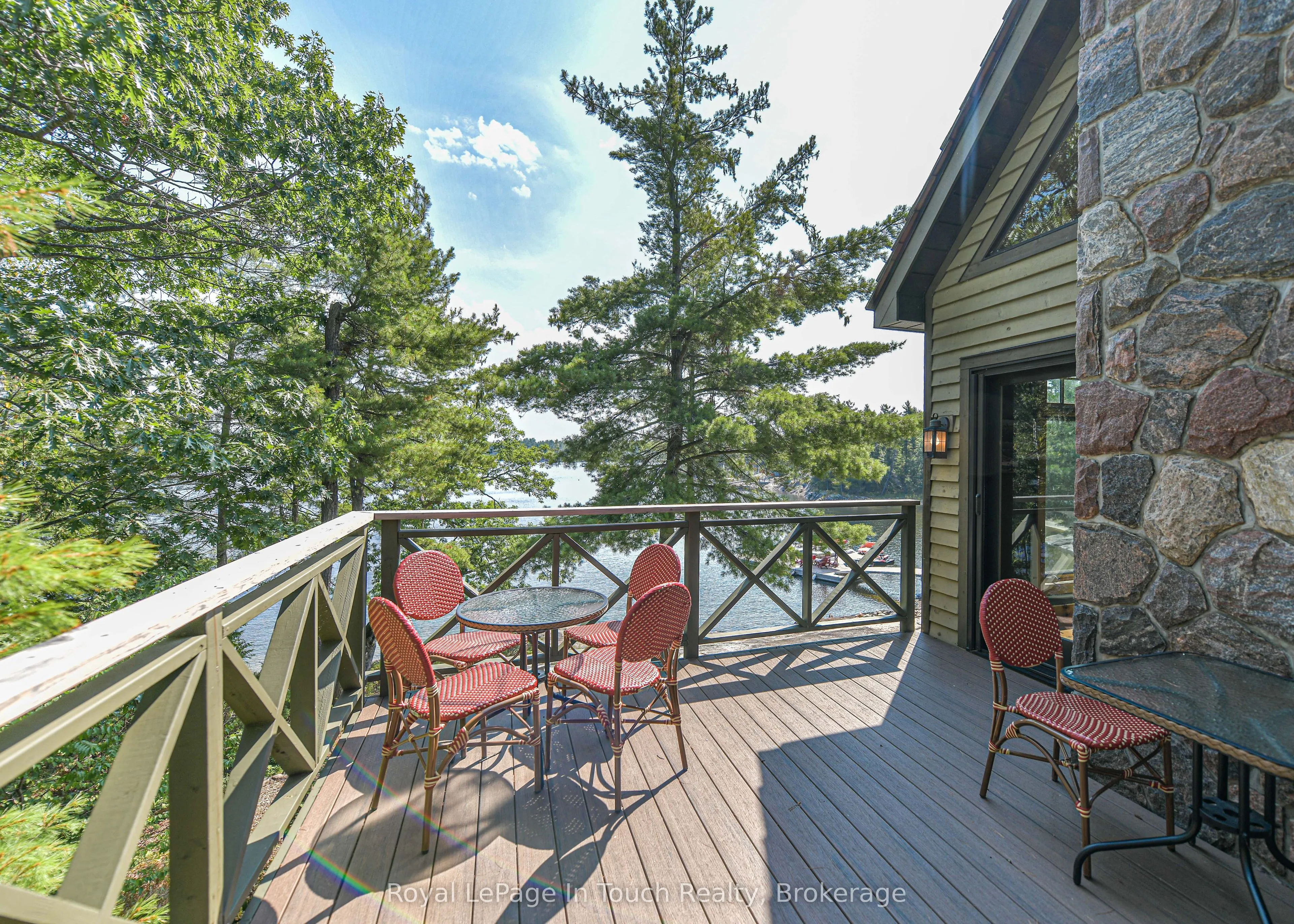 4 Is 2075 Arthur Island, Georgian Bay
