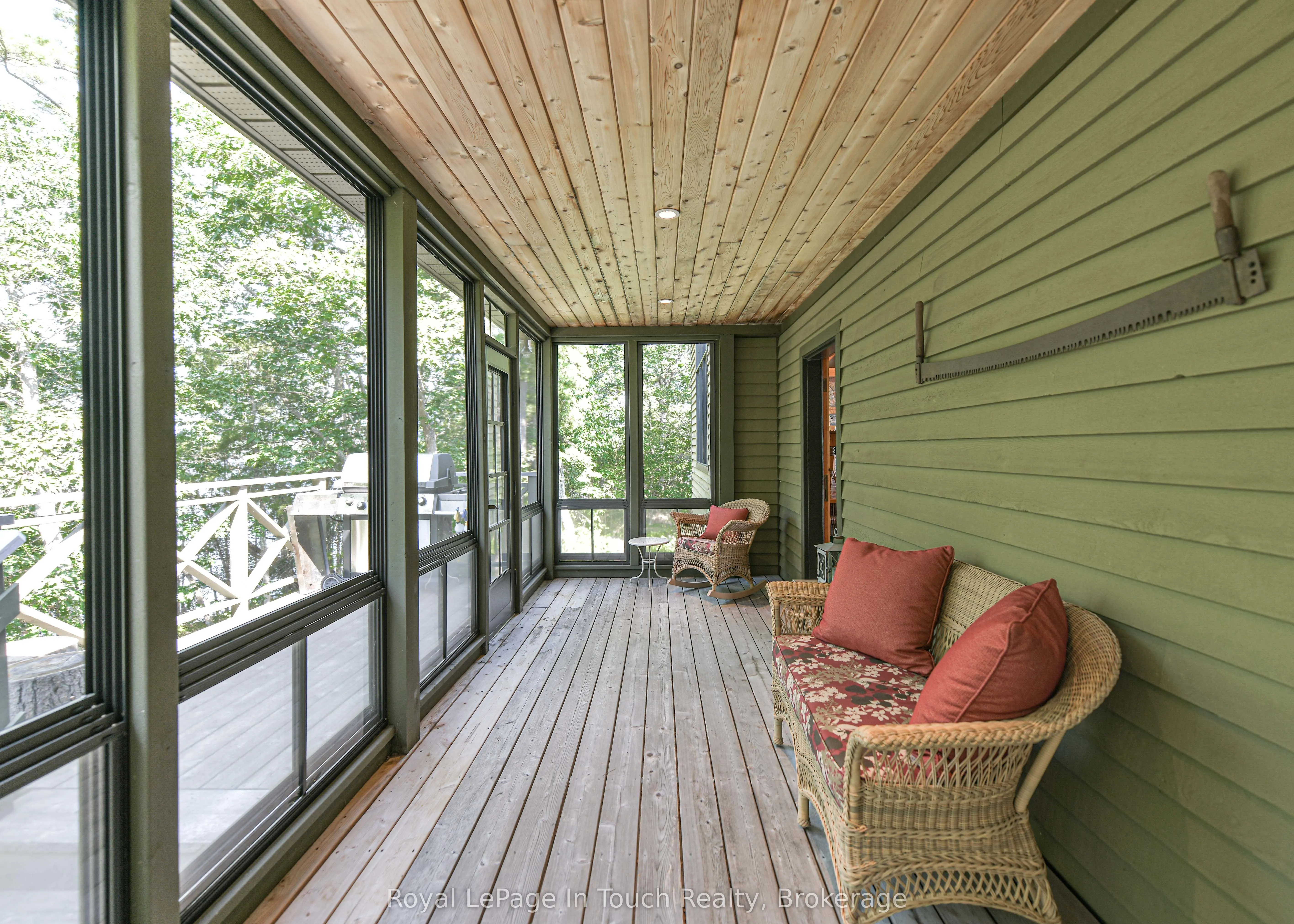 4 Is 2075 Arthur Island, Georgian Bay