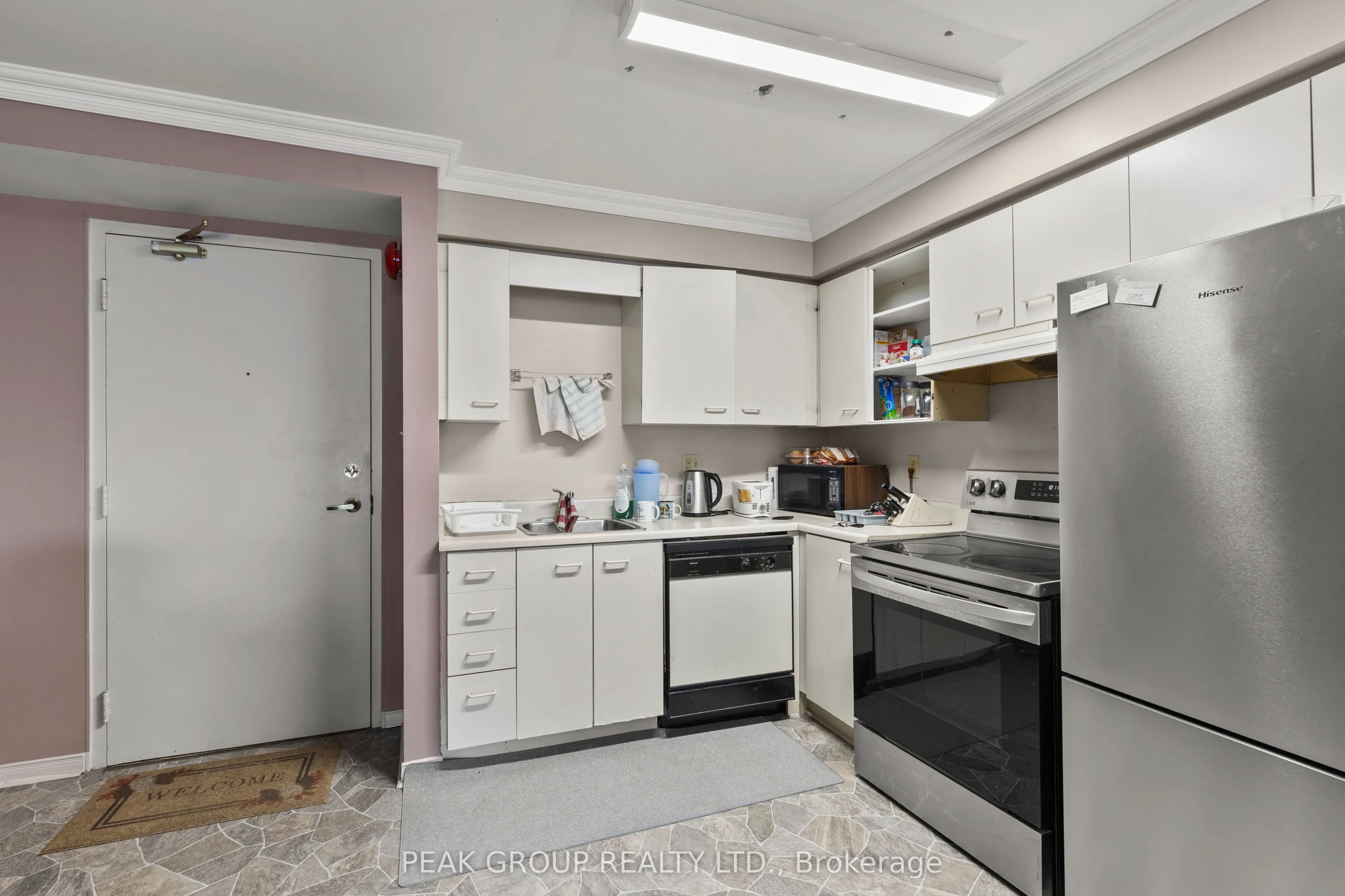 78 Roehampton Avenue, #311