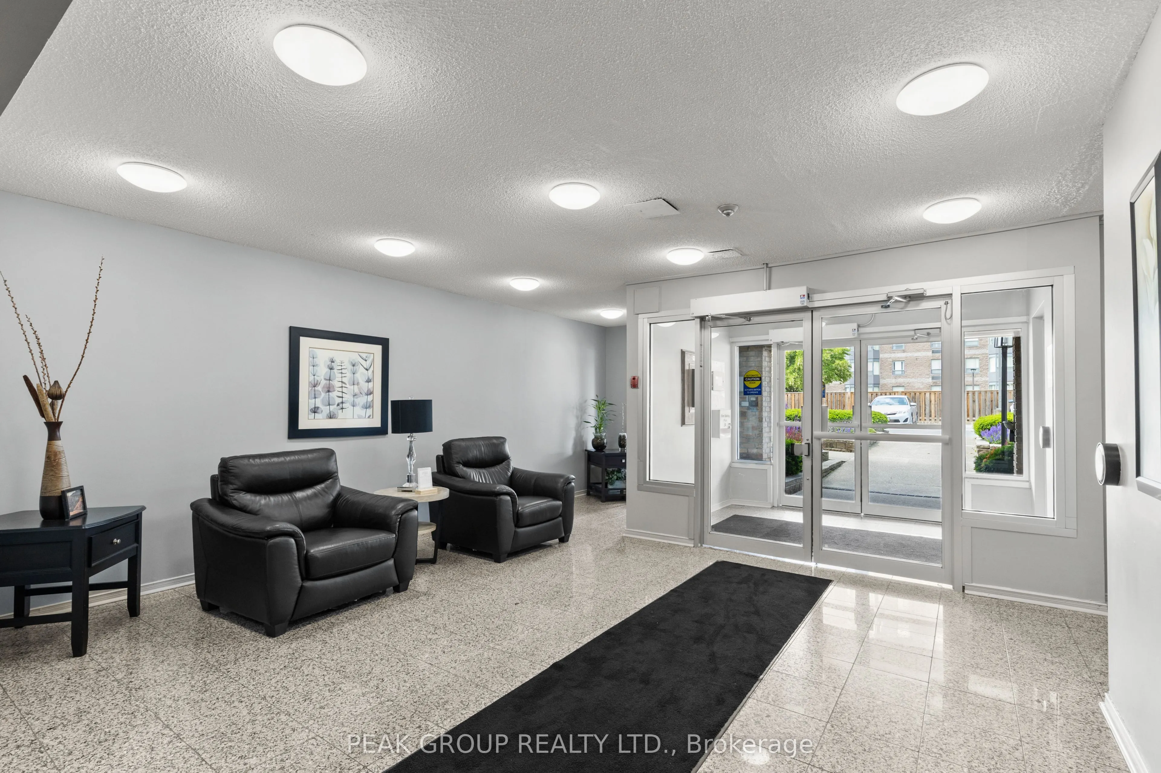 78 Roehampton Avenue, #311