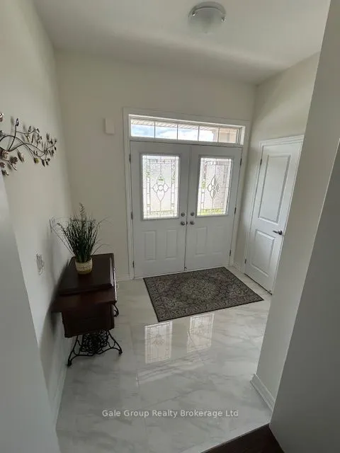 52 Seaton Crescent W
