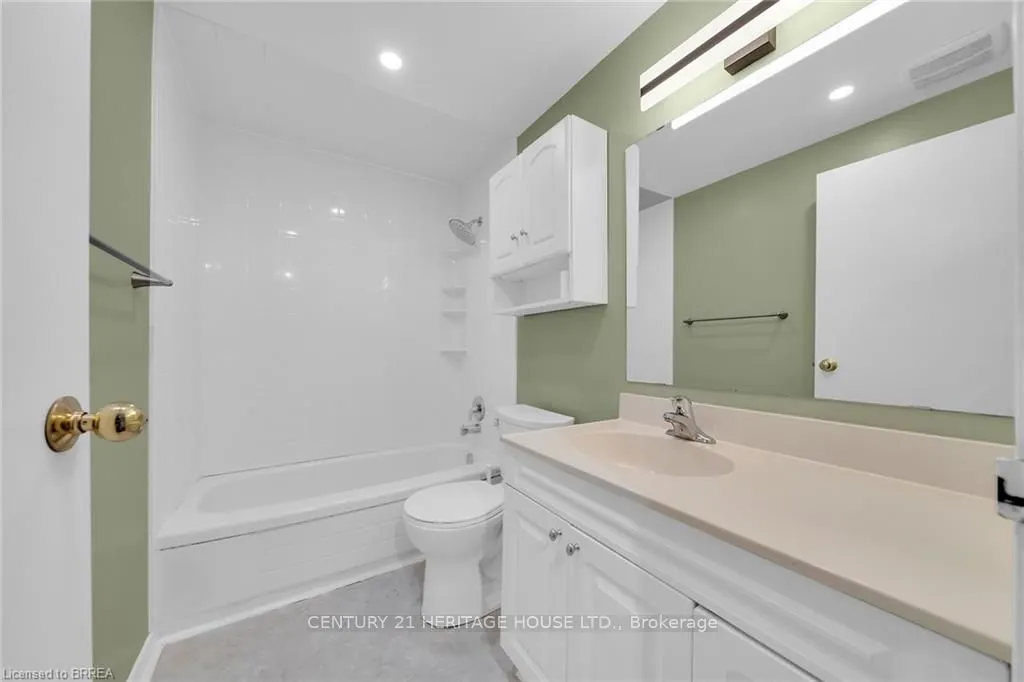 11 Colmar Place, #2