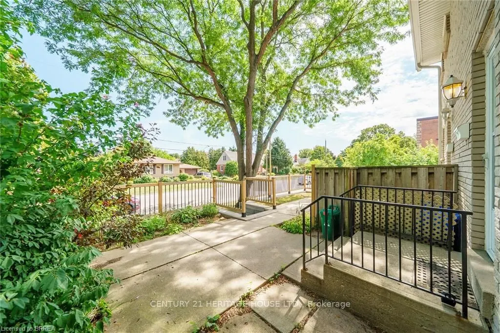 11 Colmar Place, #2