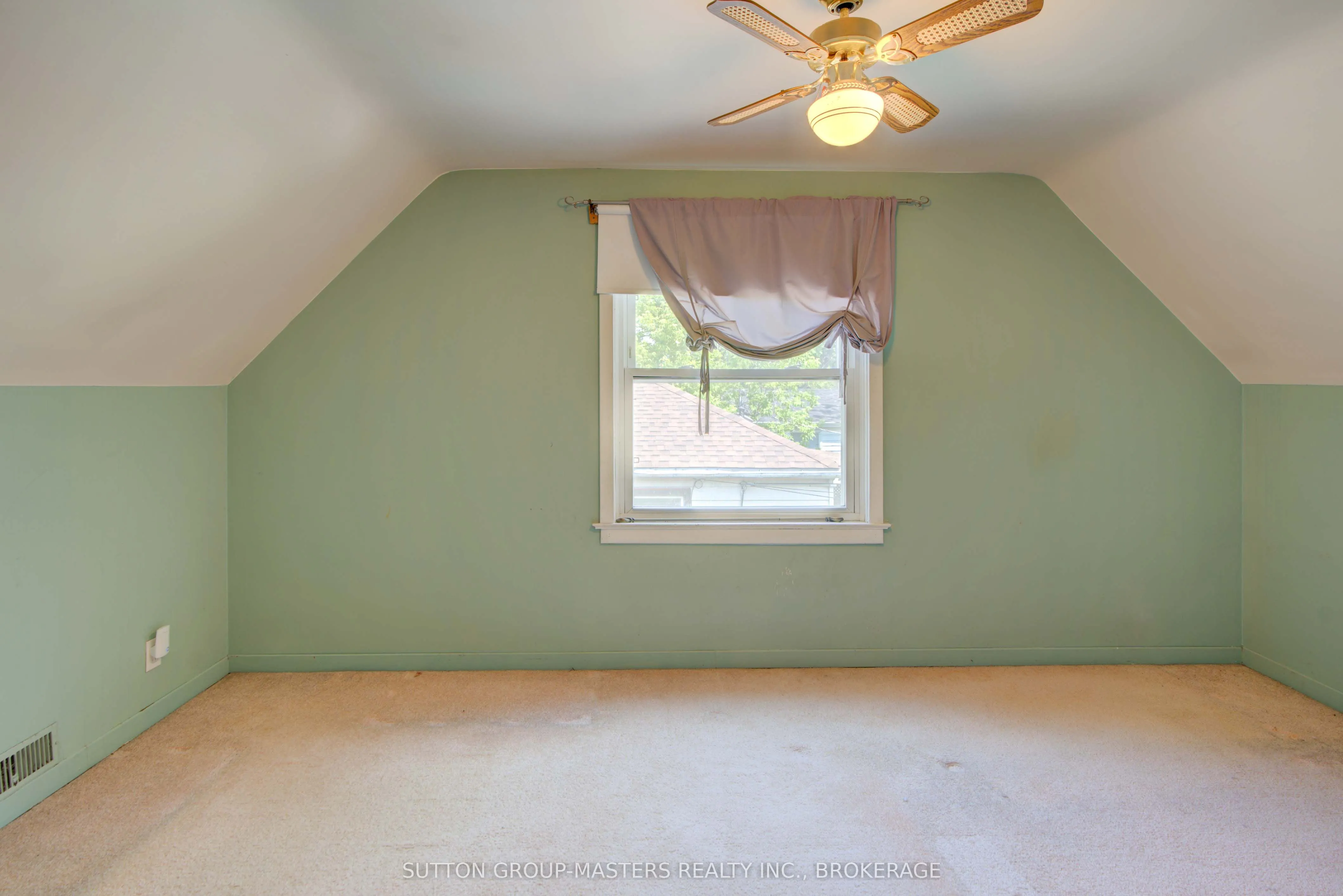 307 Palace Road
