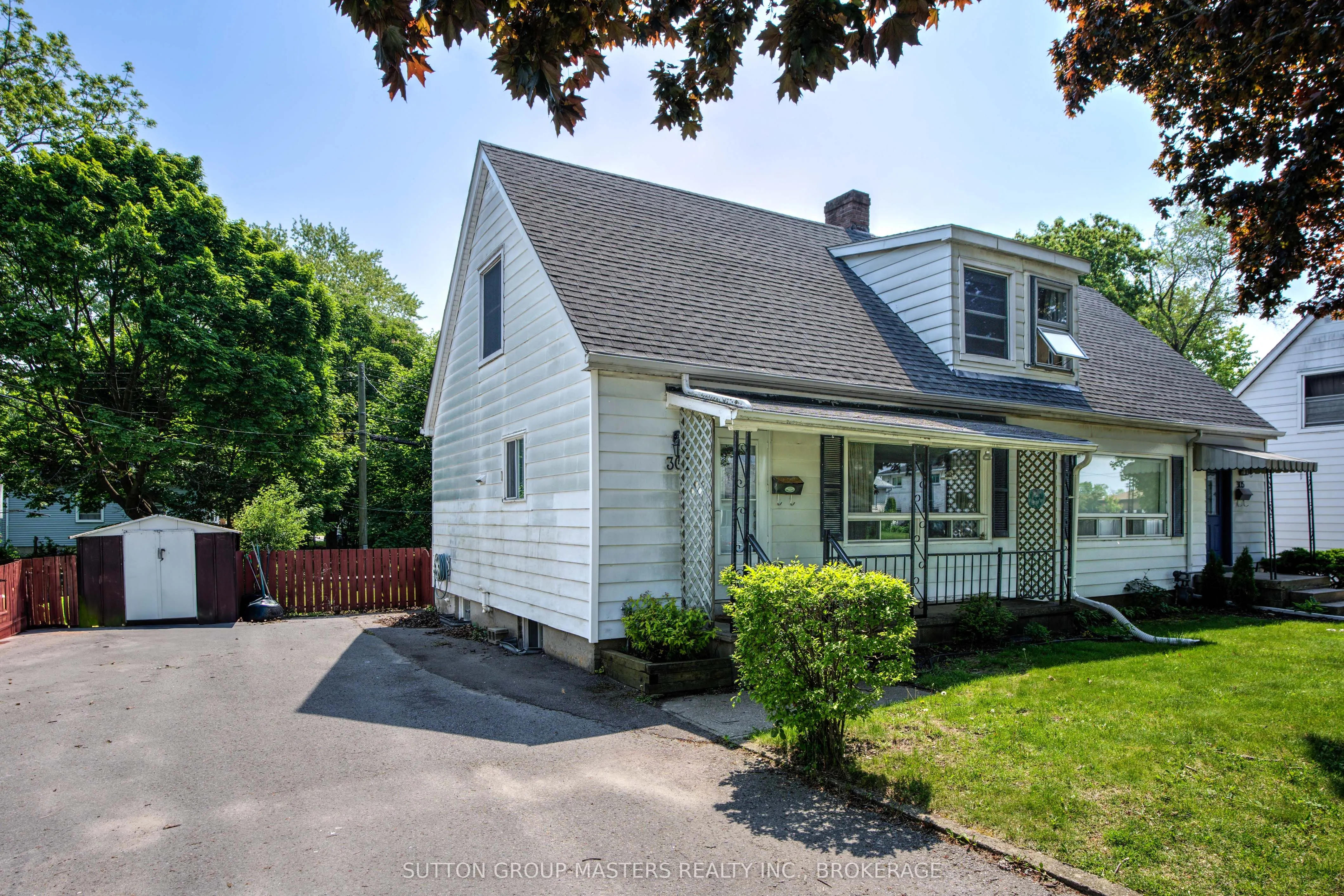 307 Palace Road