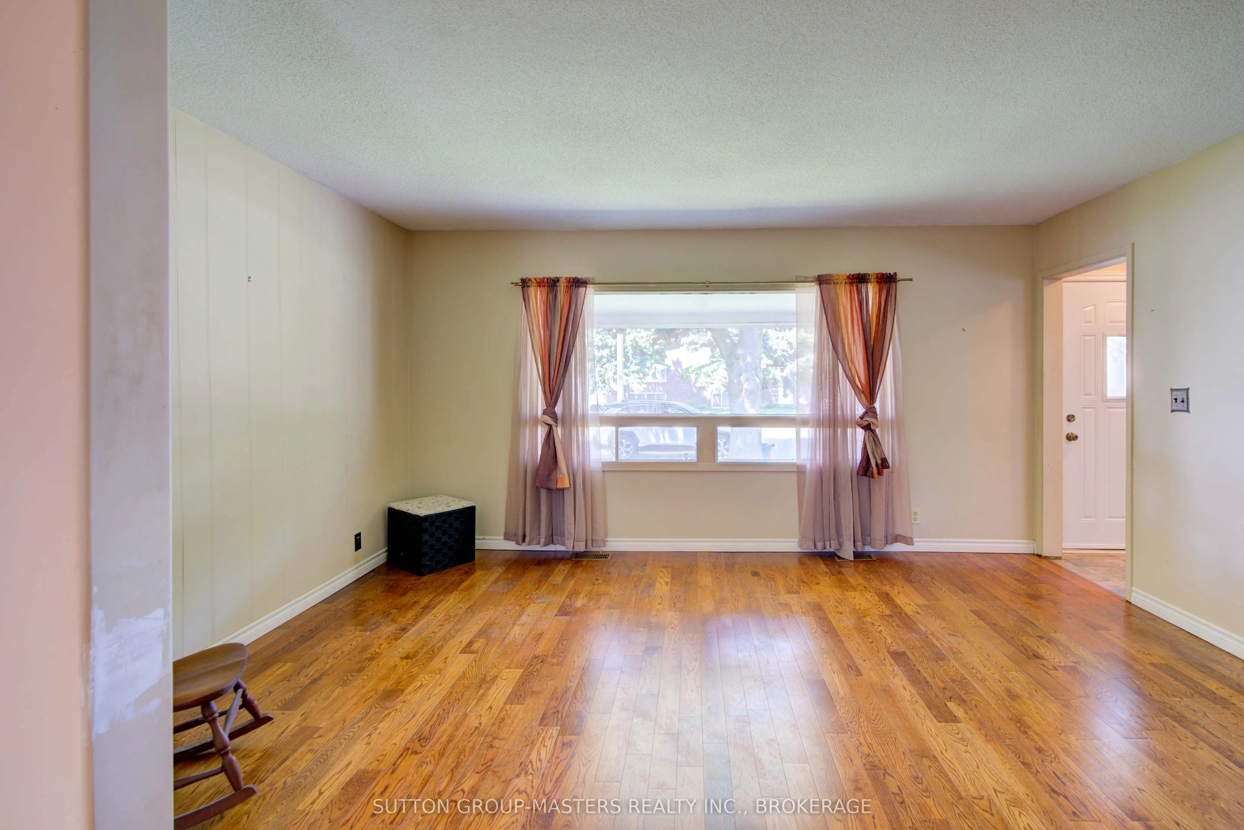 307 Palace Road