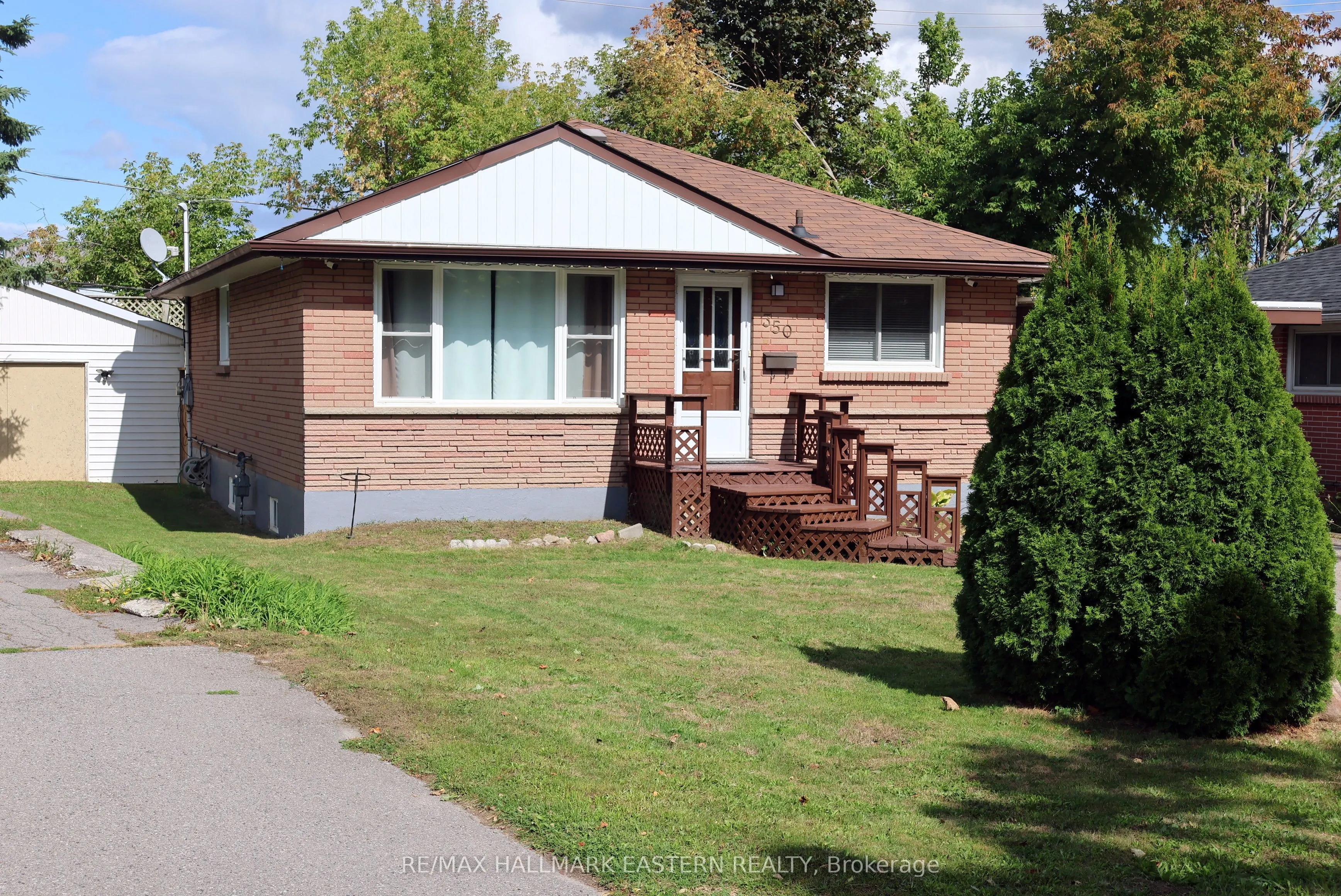 350 Dominion Crescent