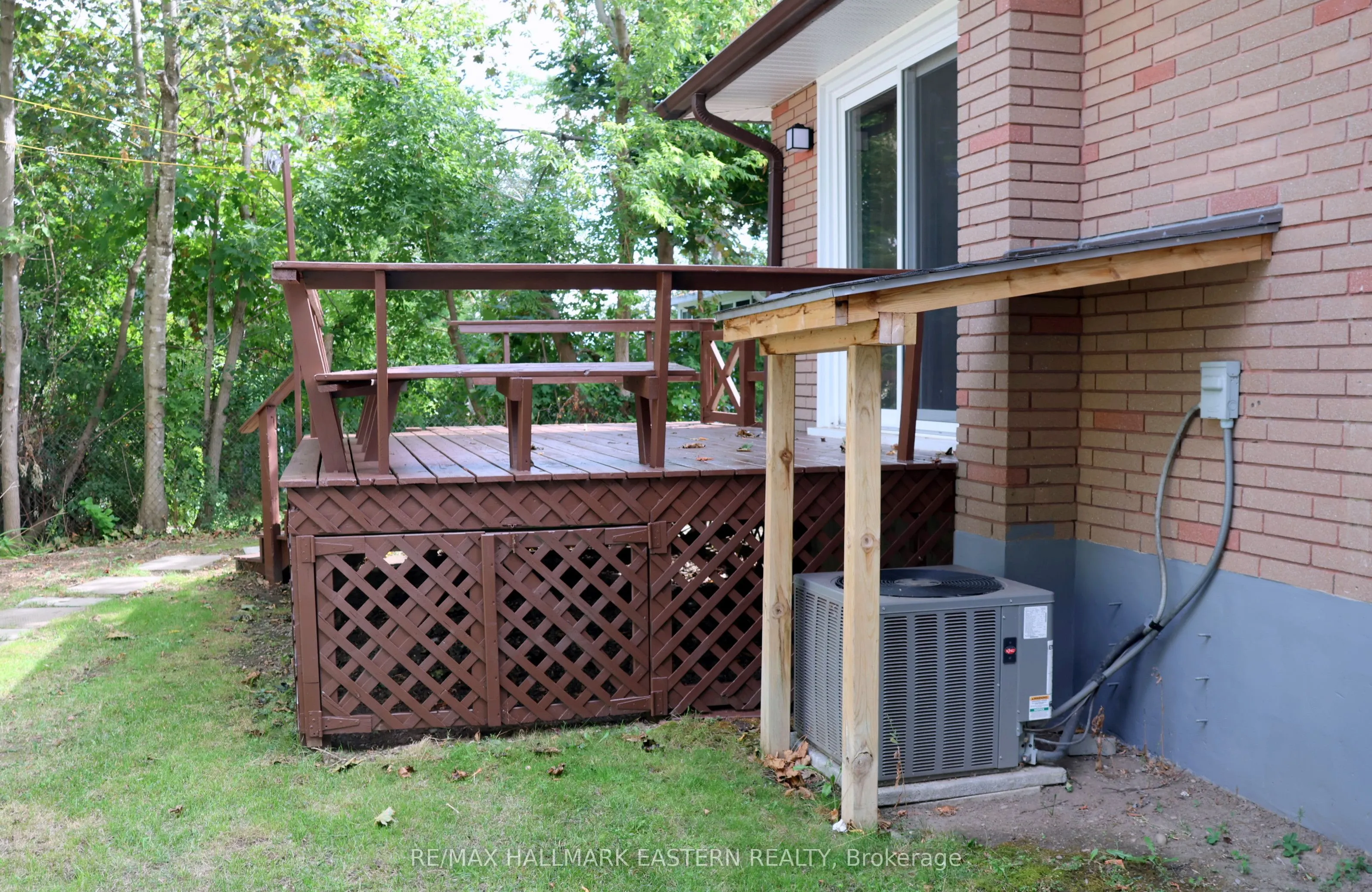 350 Dominion Crescent