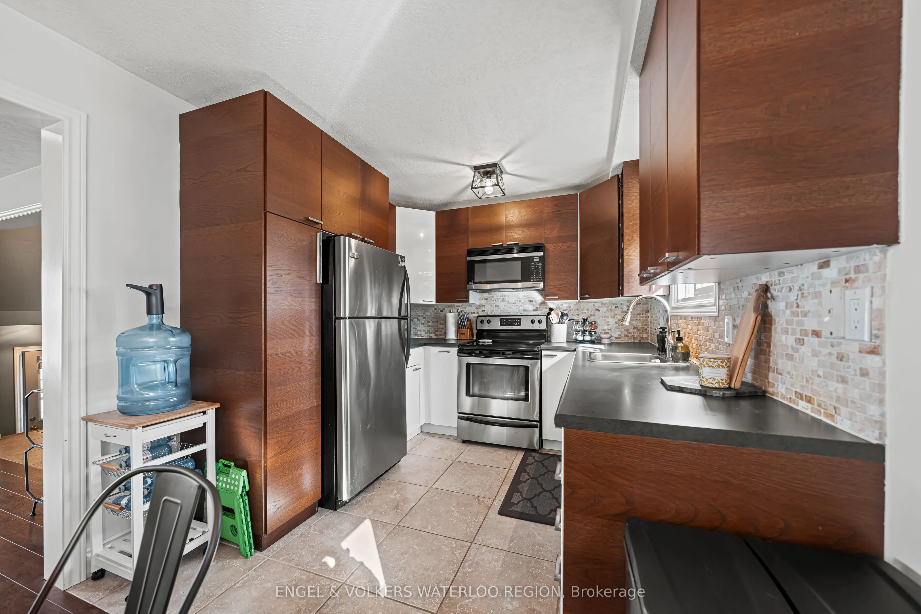 49 Cedarwoods Crescent, #28