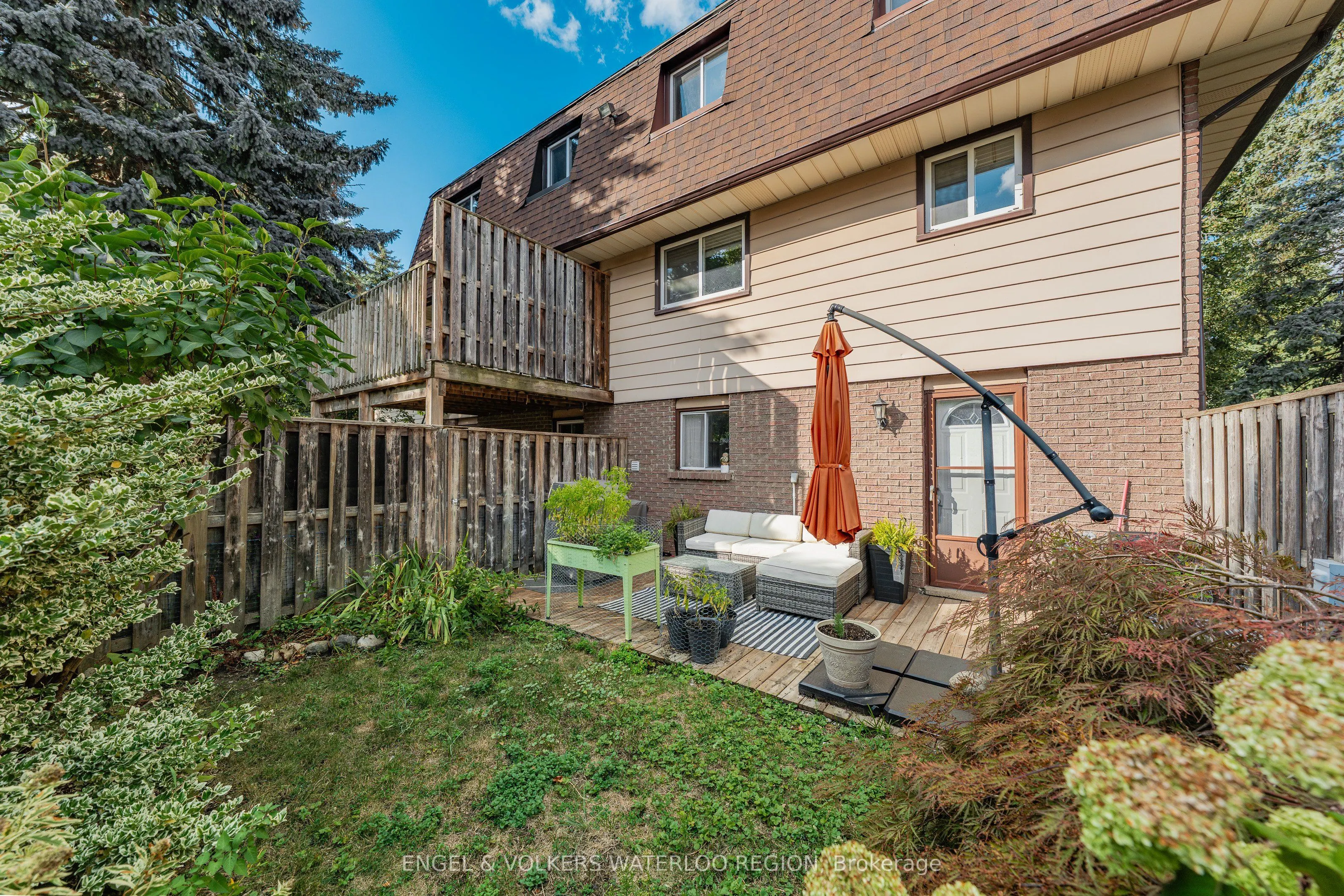 49 Cedarwoods Crescent, #28