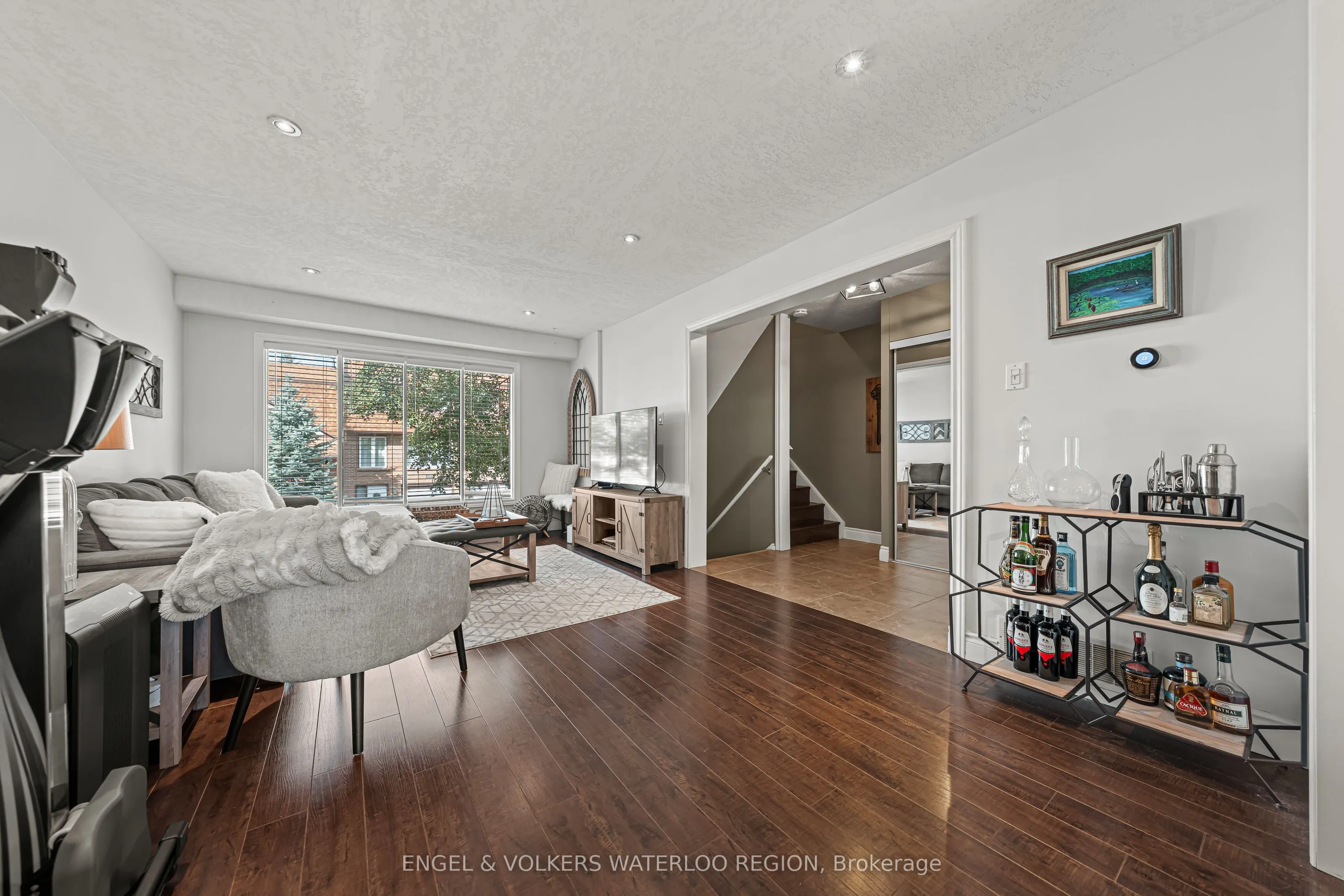 49 Cedarwoods Crescent, #28