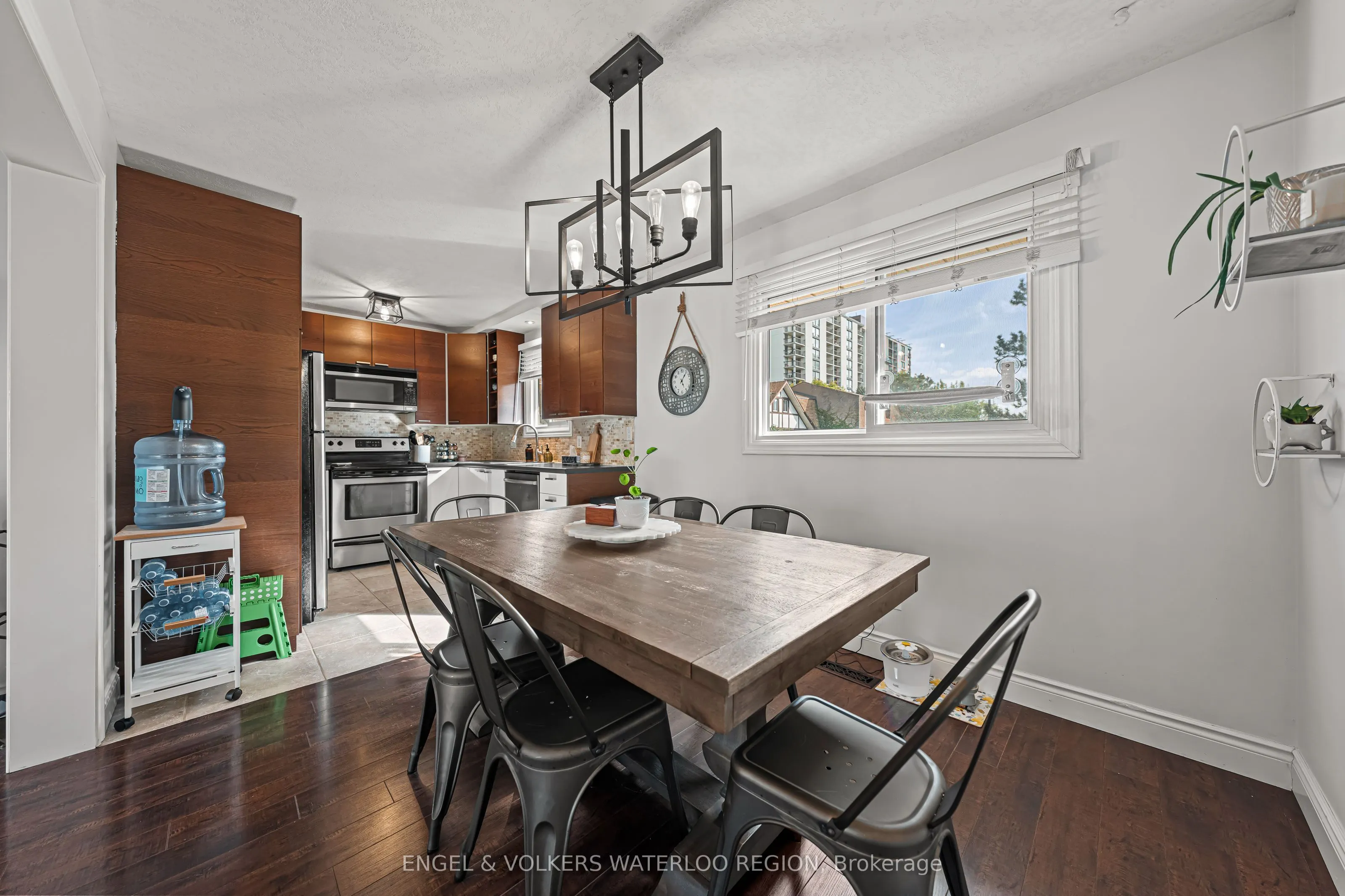49 Cedarwoods Crescent, #28