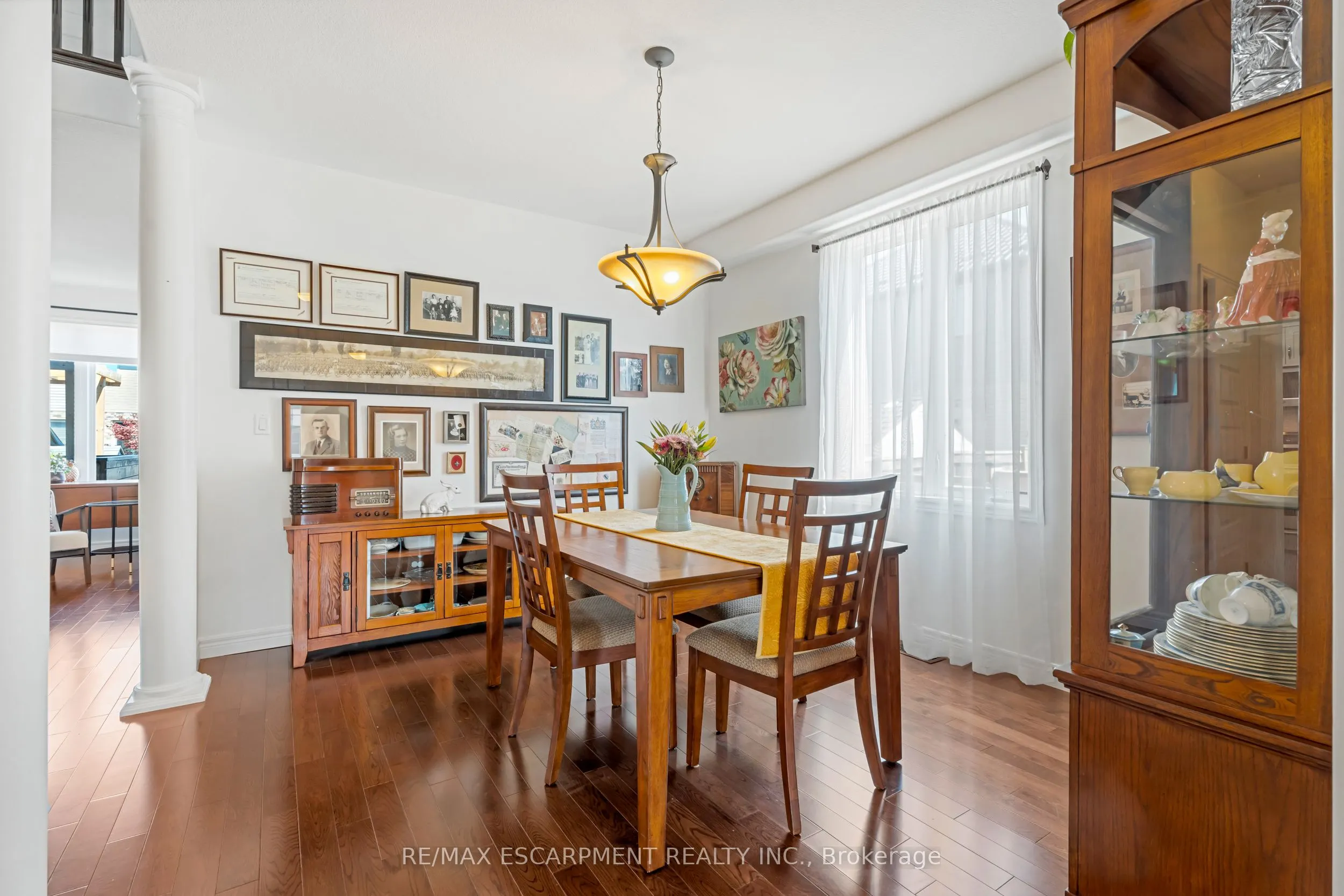 60 Garinger Crescent