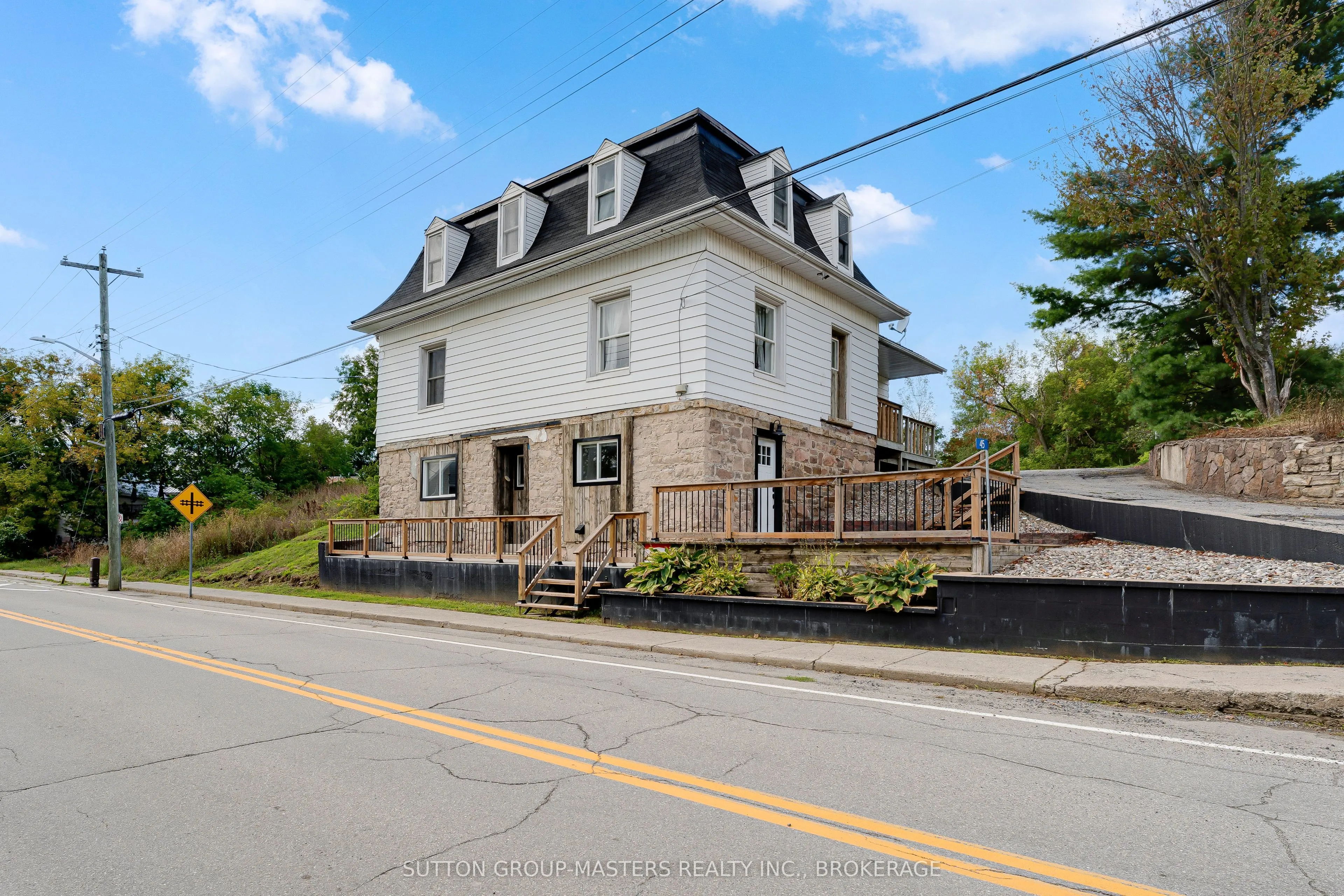 45 Quabbin Road