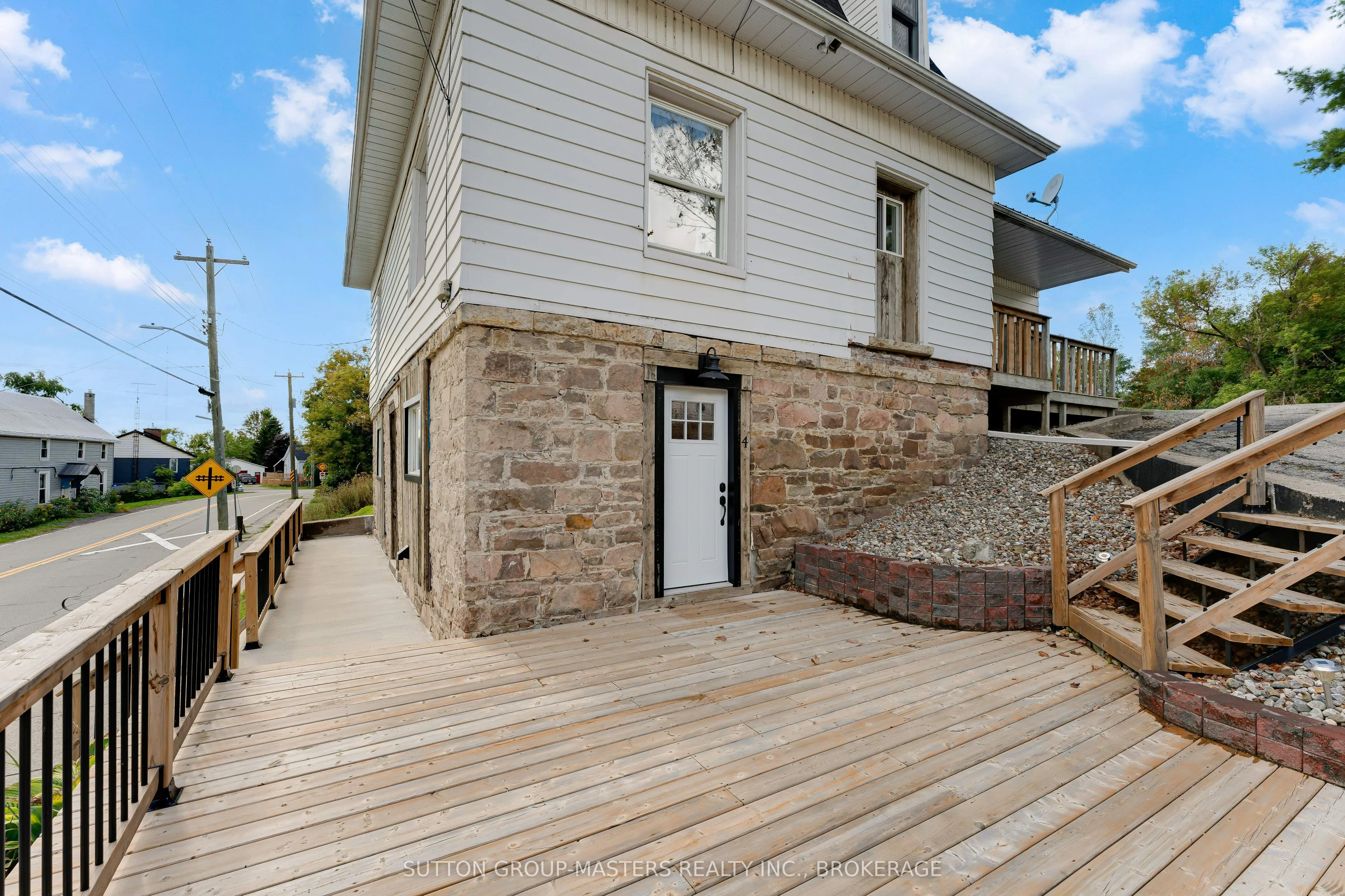 45 Quabbin Road