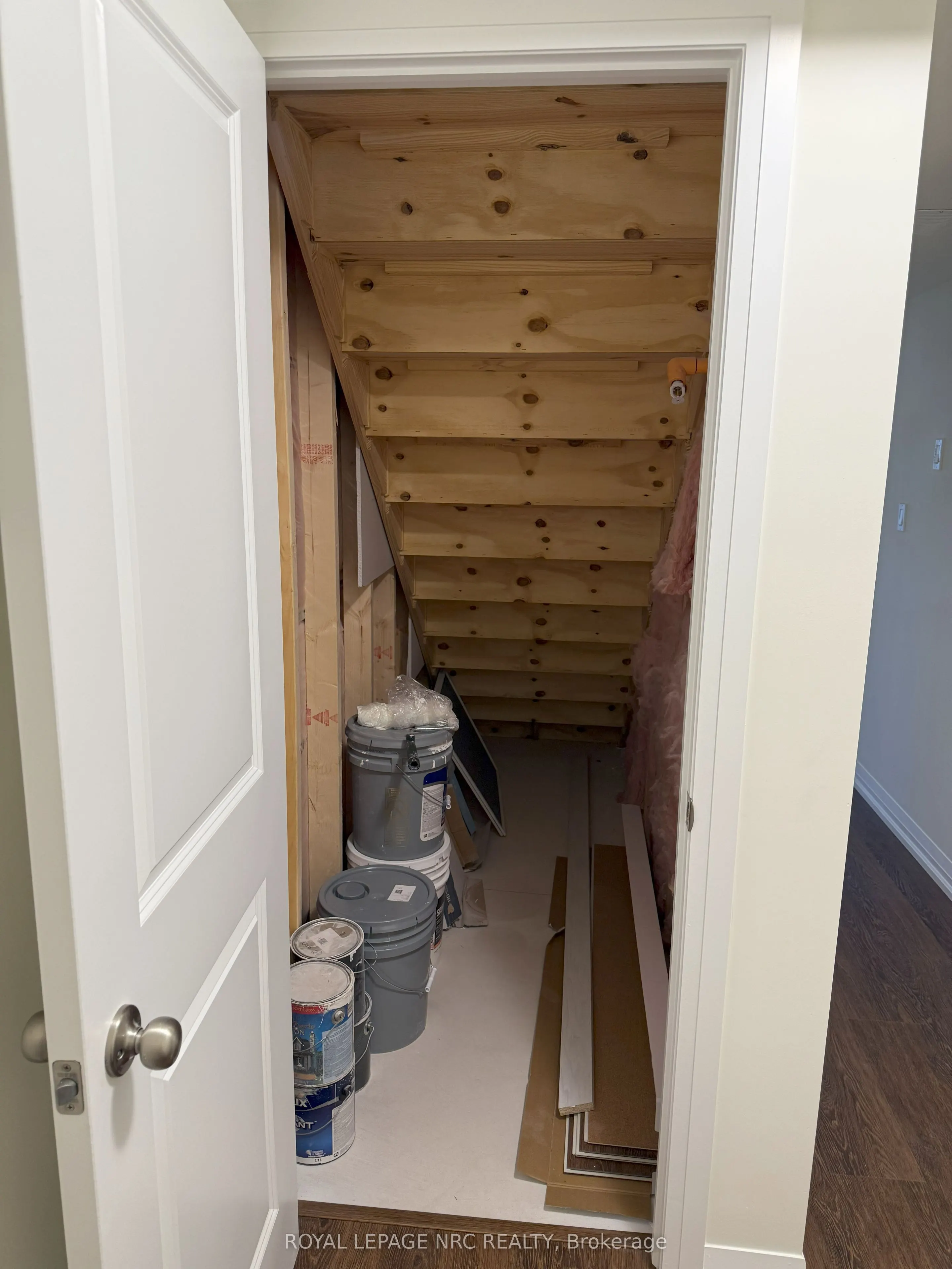 397 Garrison Road, #basement