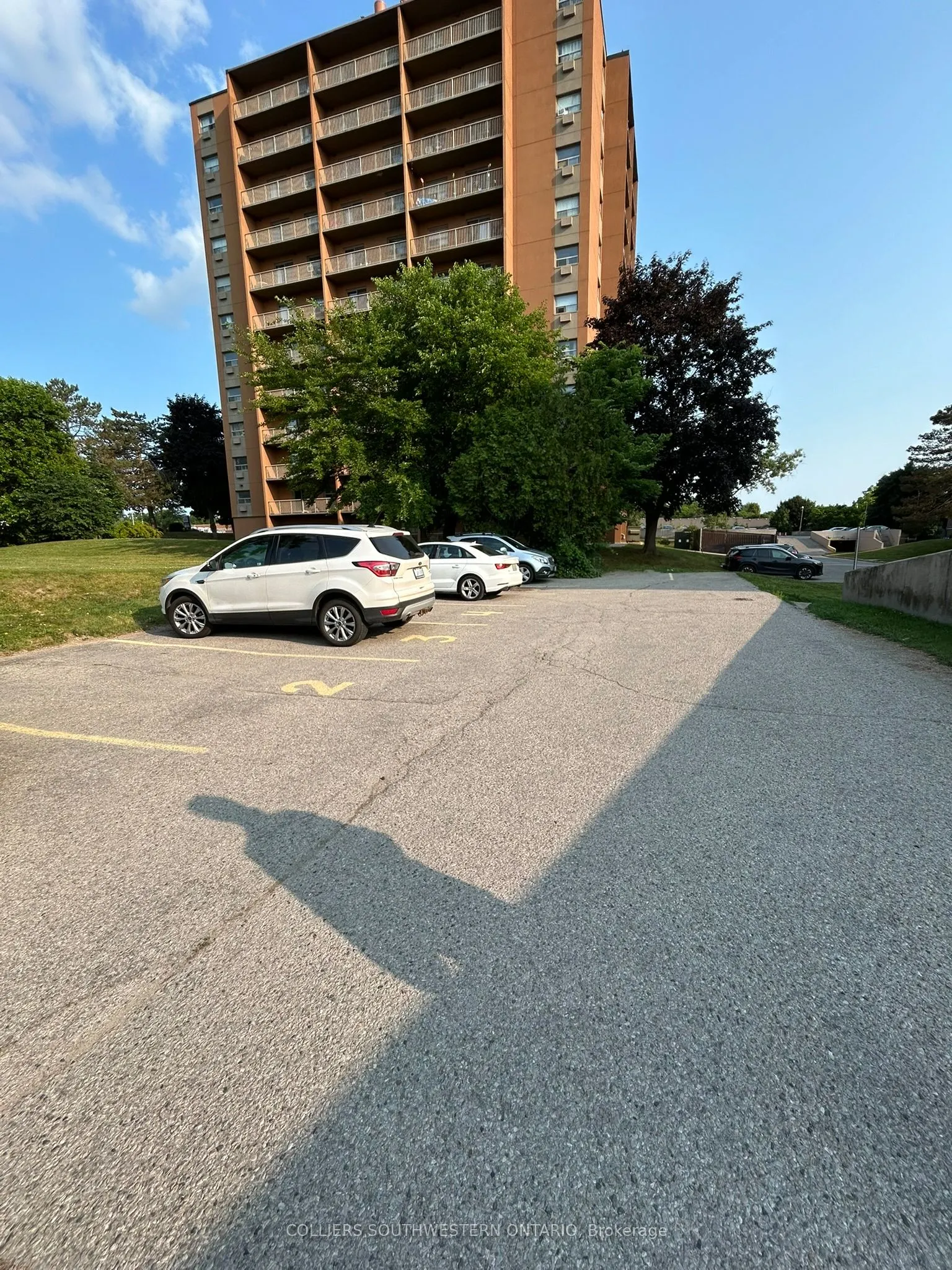 620 Fanshawe Park Road E
