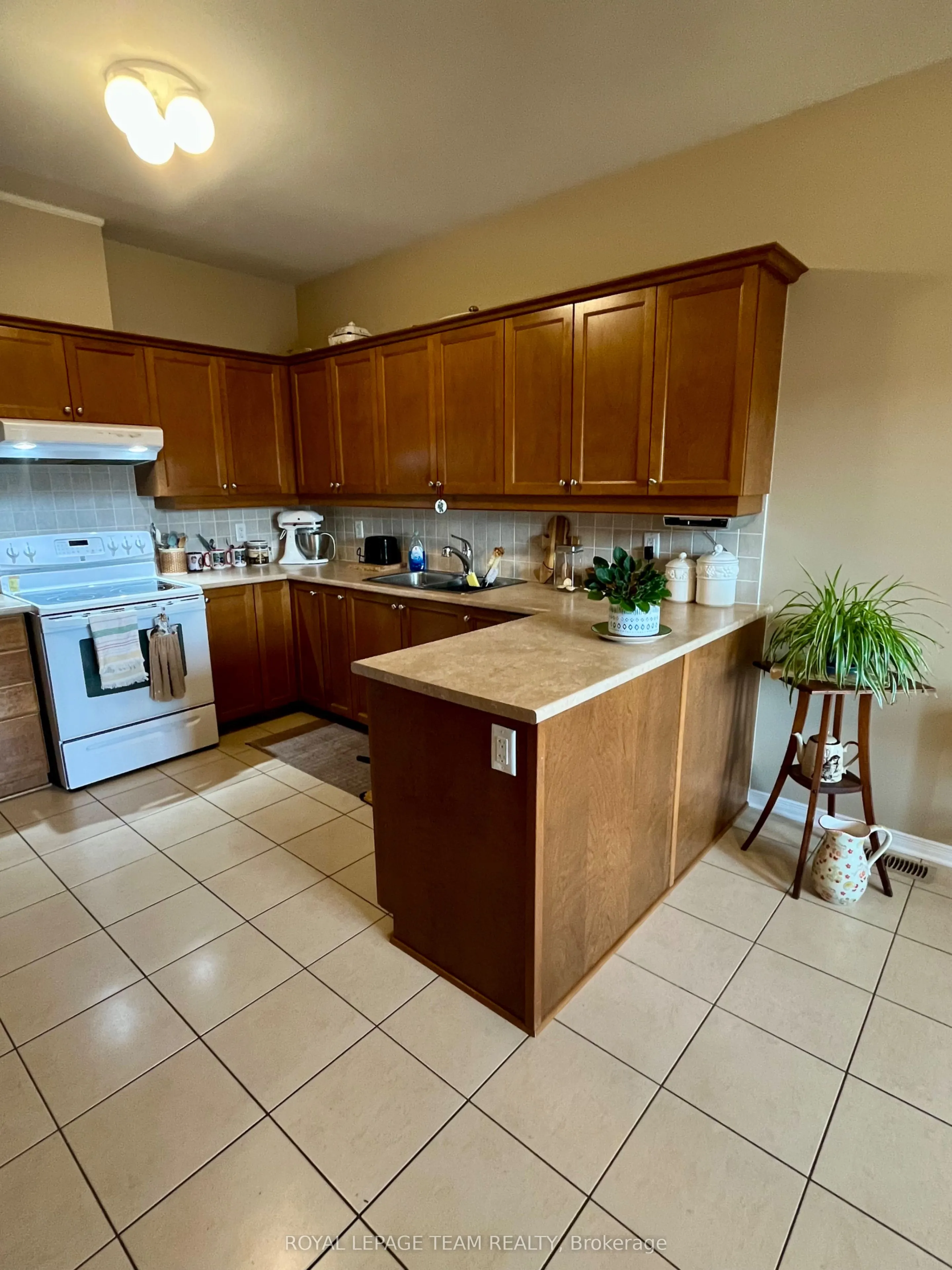 20 Moe Robillard Street