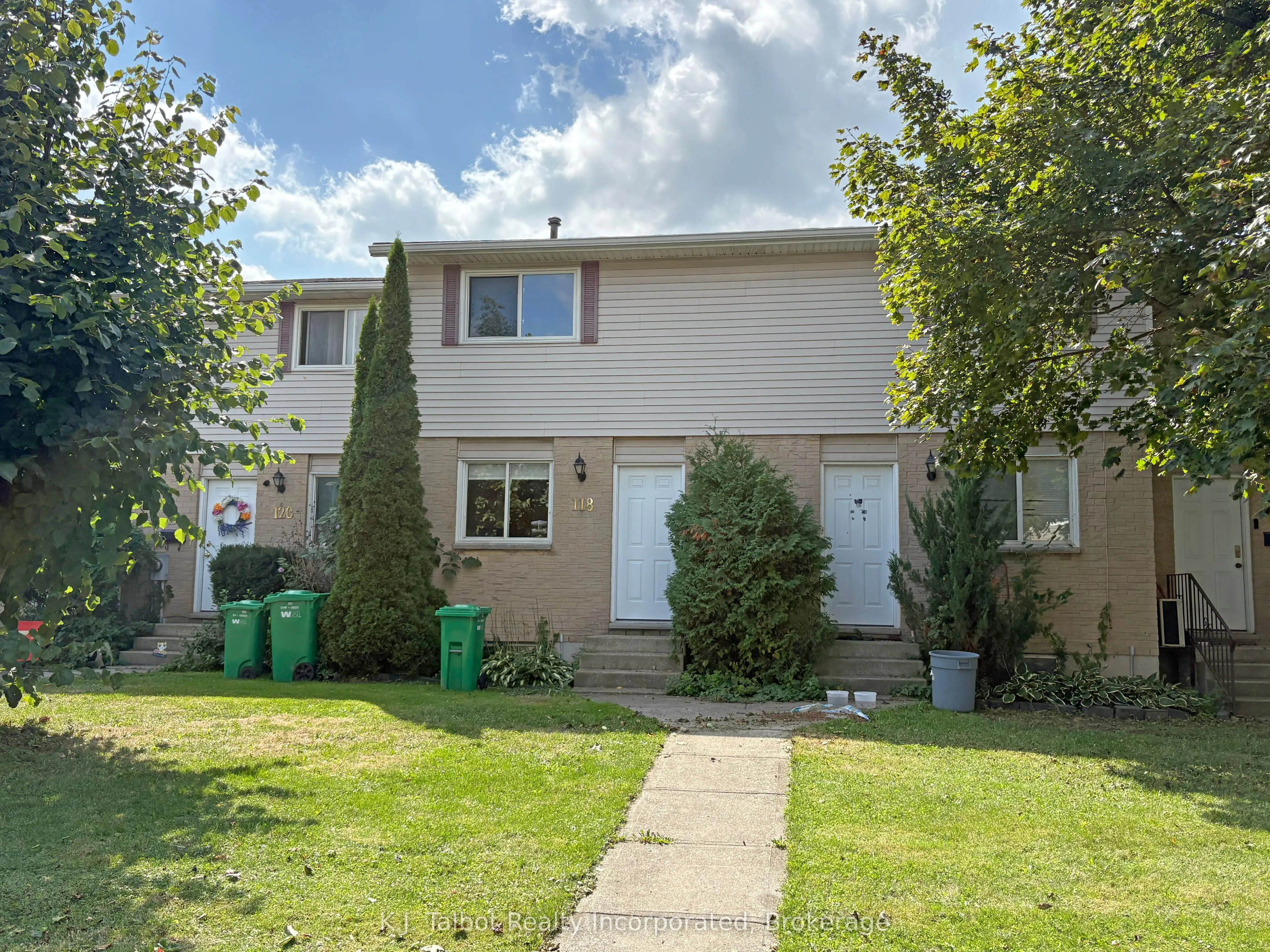 118 Bennett Street E