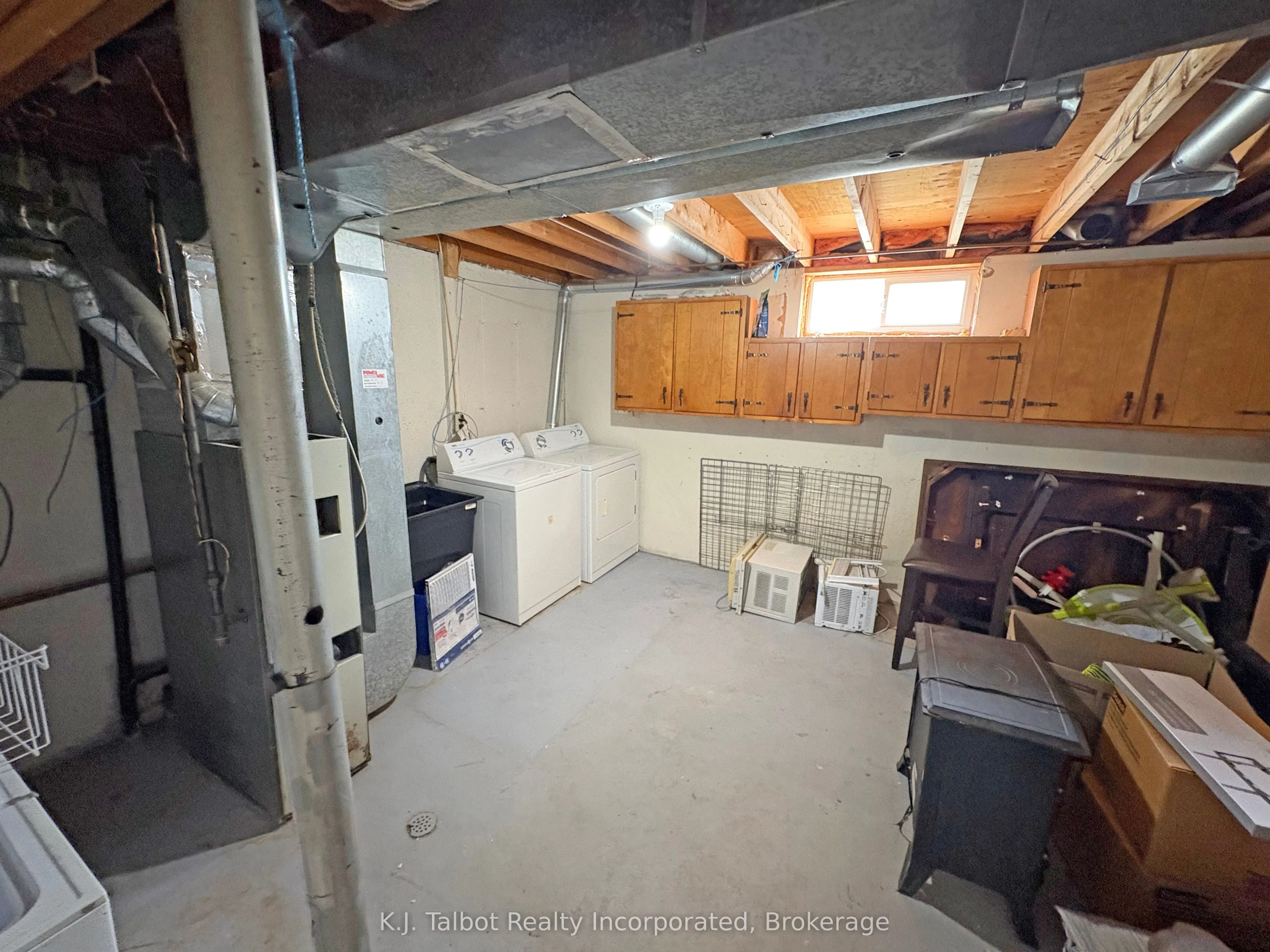 118 Bennett Street E