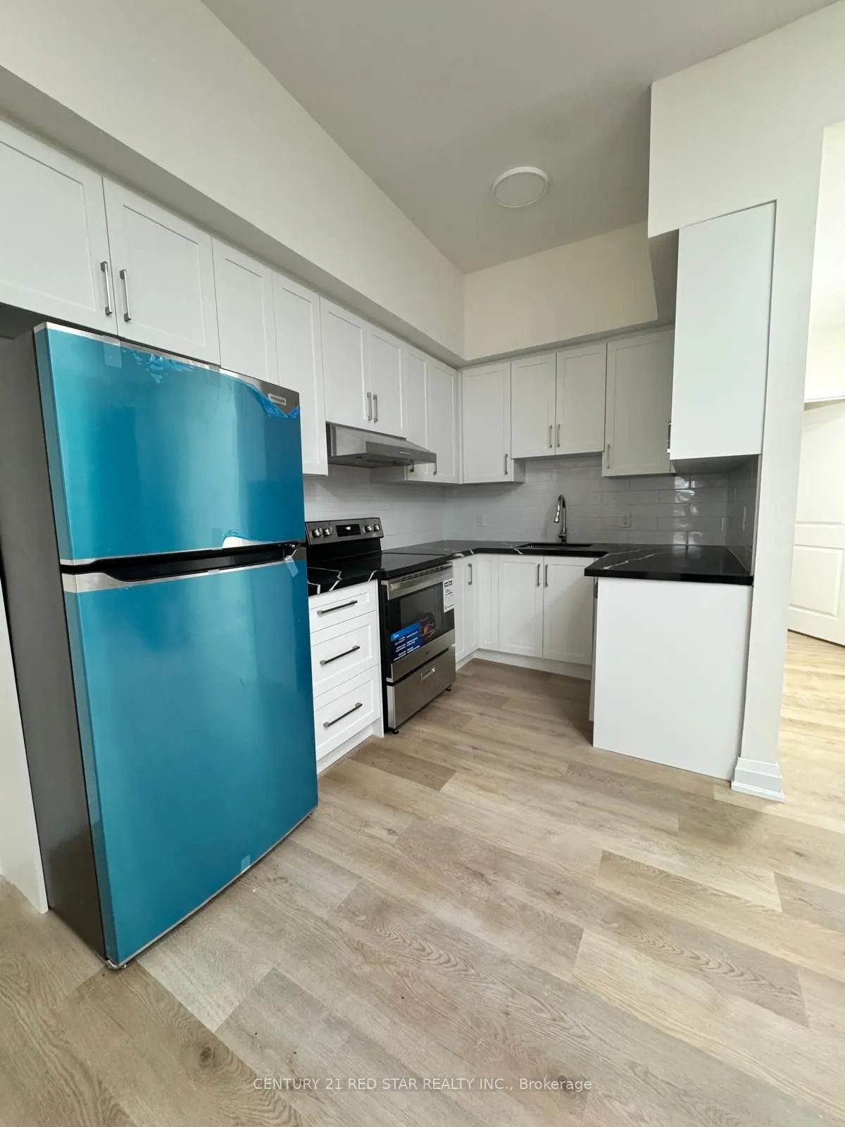 368 Dundas Street, #1
