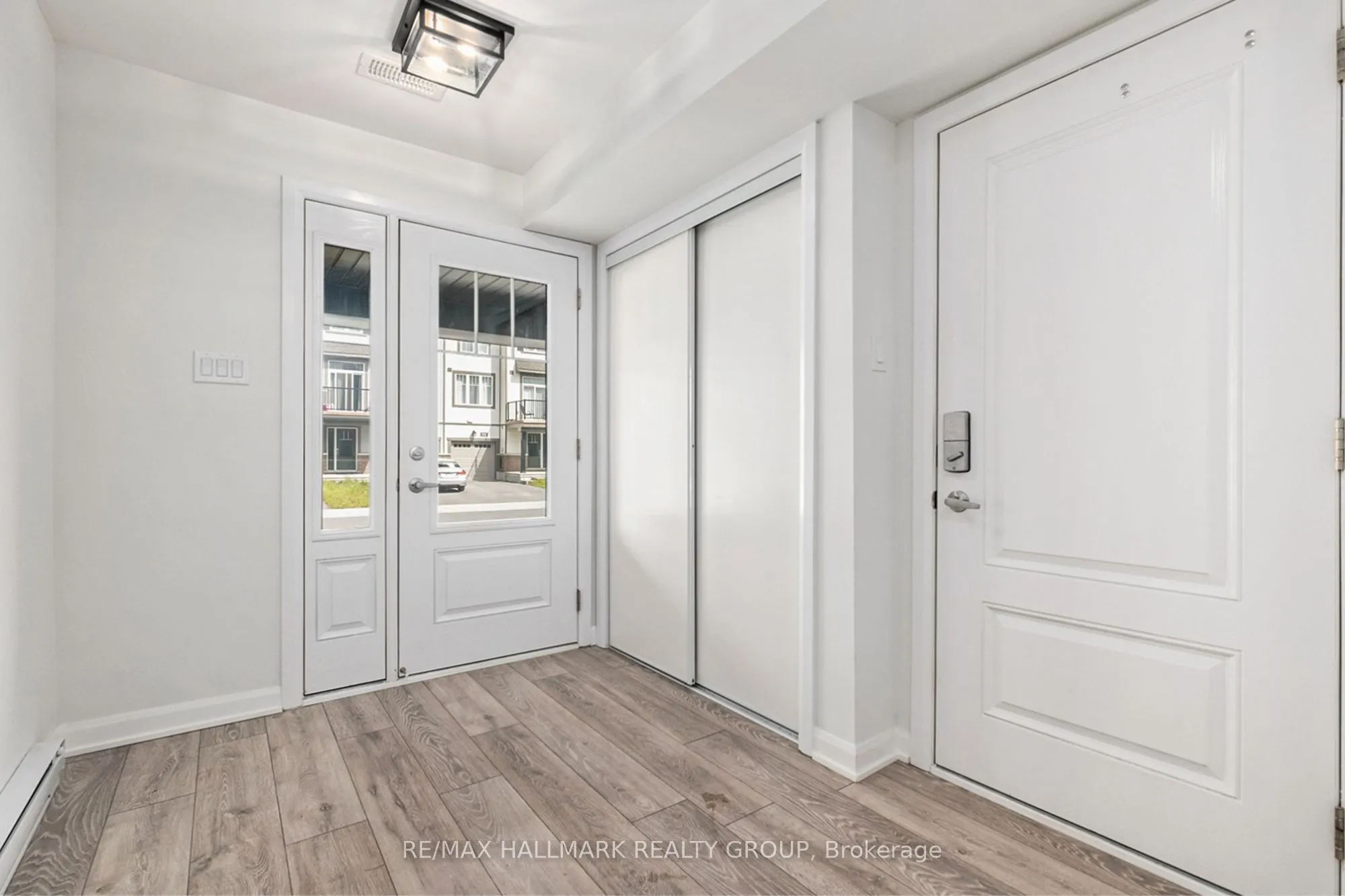 907 LIXNAW Court