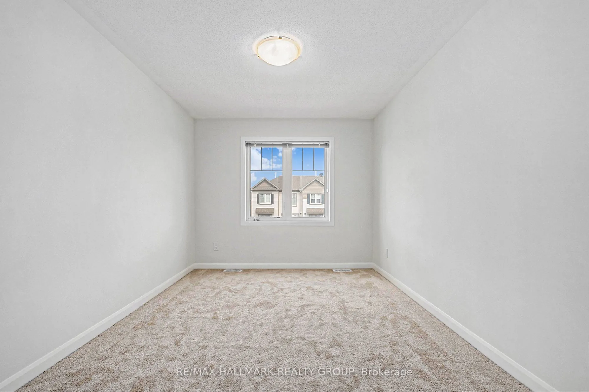 907 LIXNAW Court