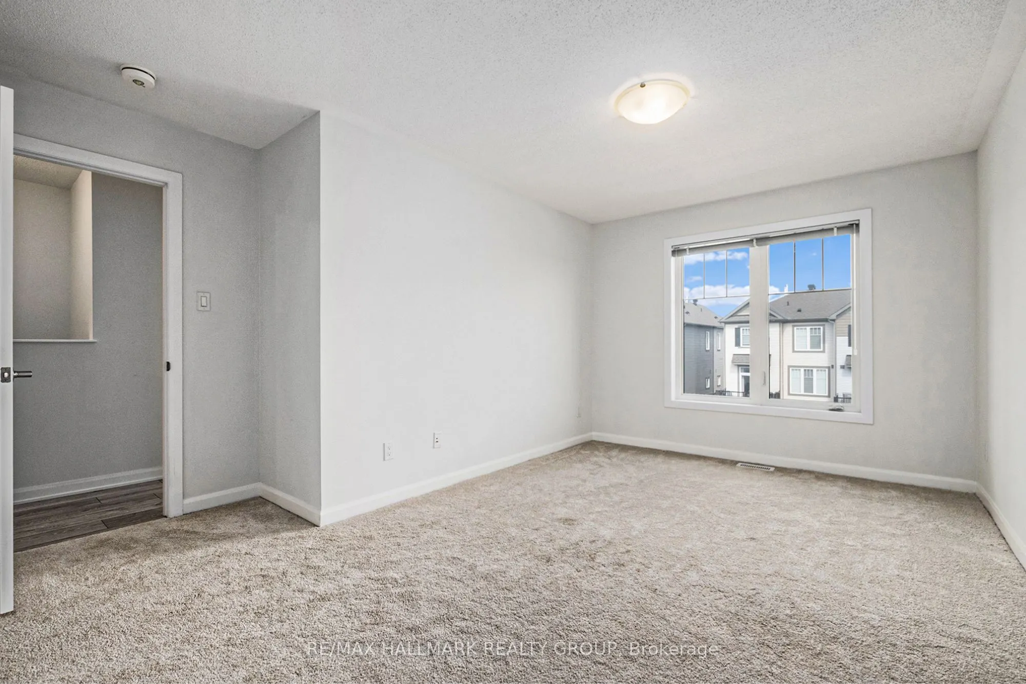 907 LIXNAW Court