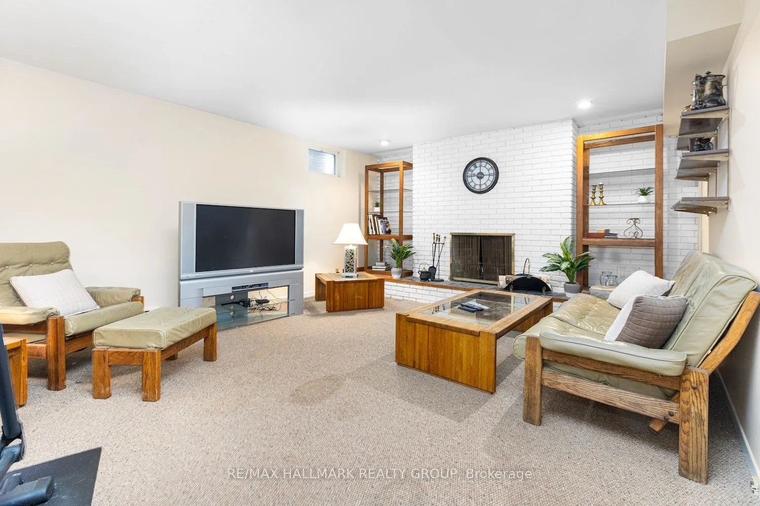 2435 Georgina Drive