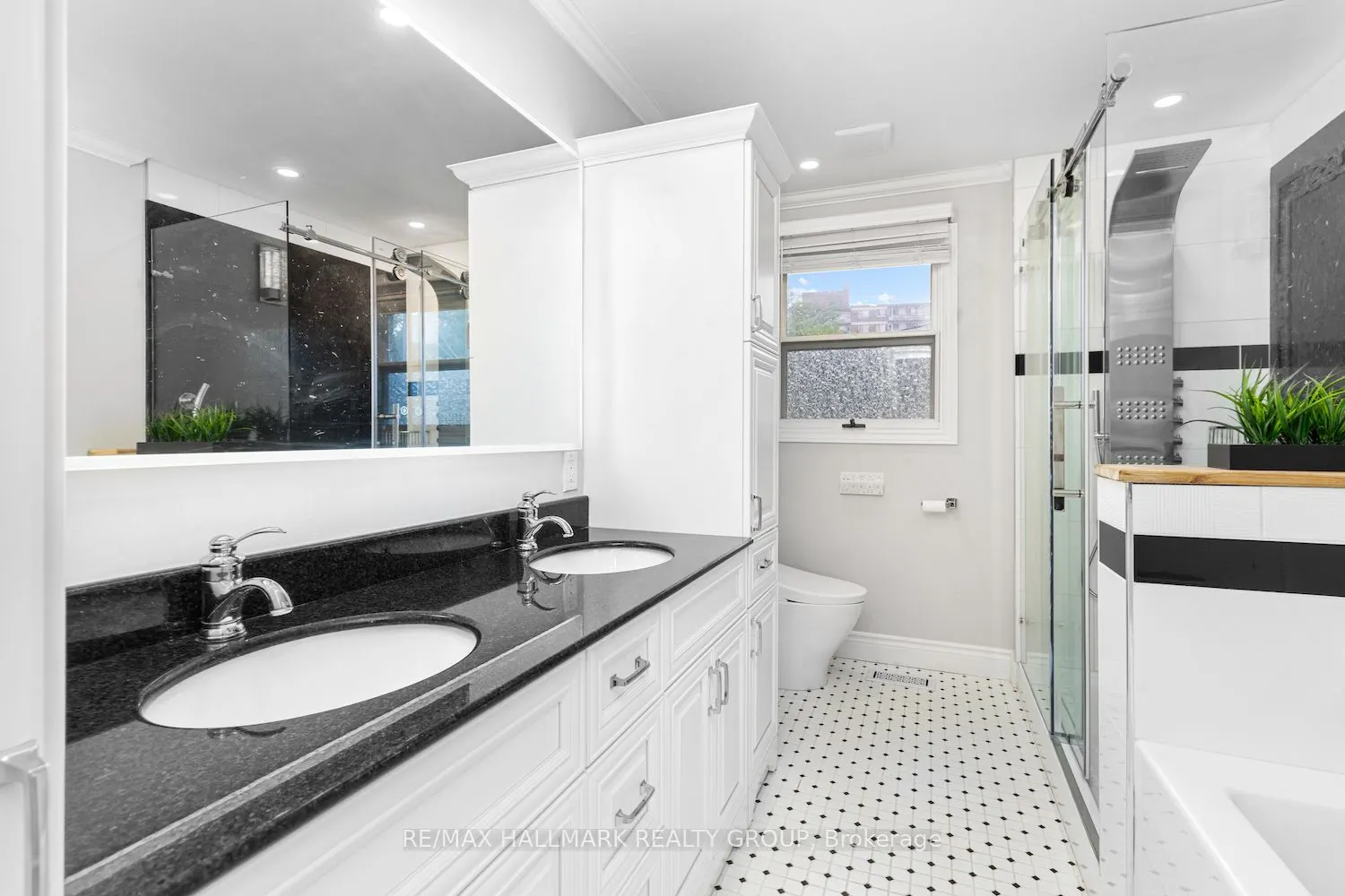 2435 Georgina Drive