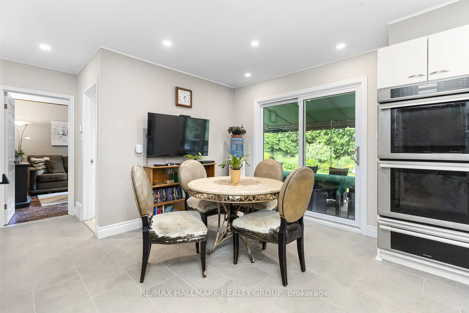 2435 Georgina Drive