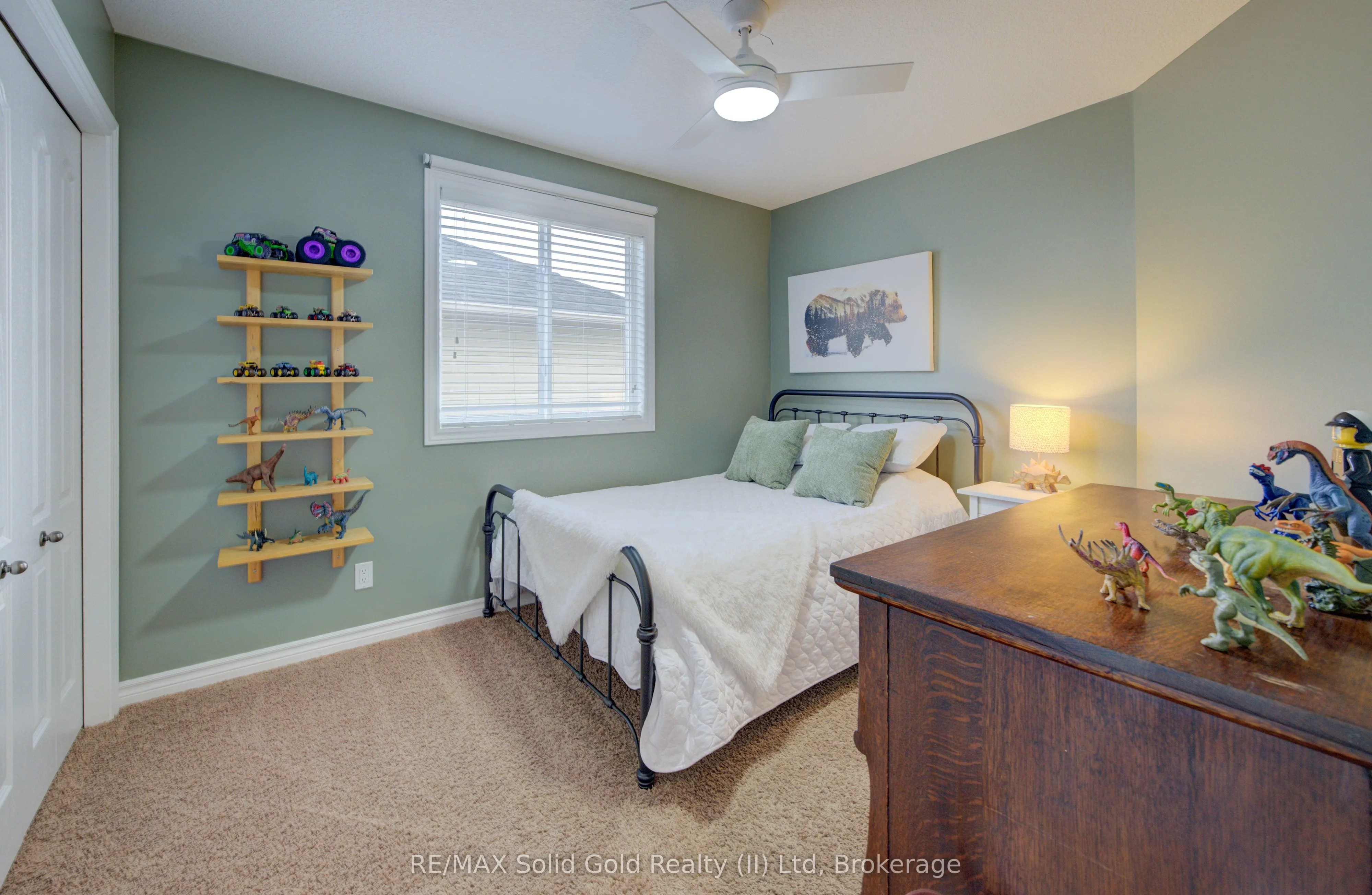 53 Isaac Shantz Drive